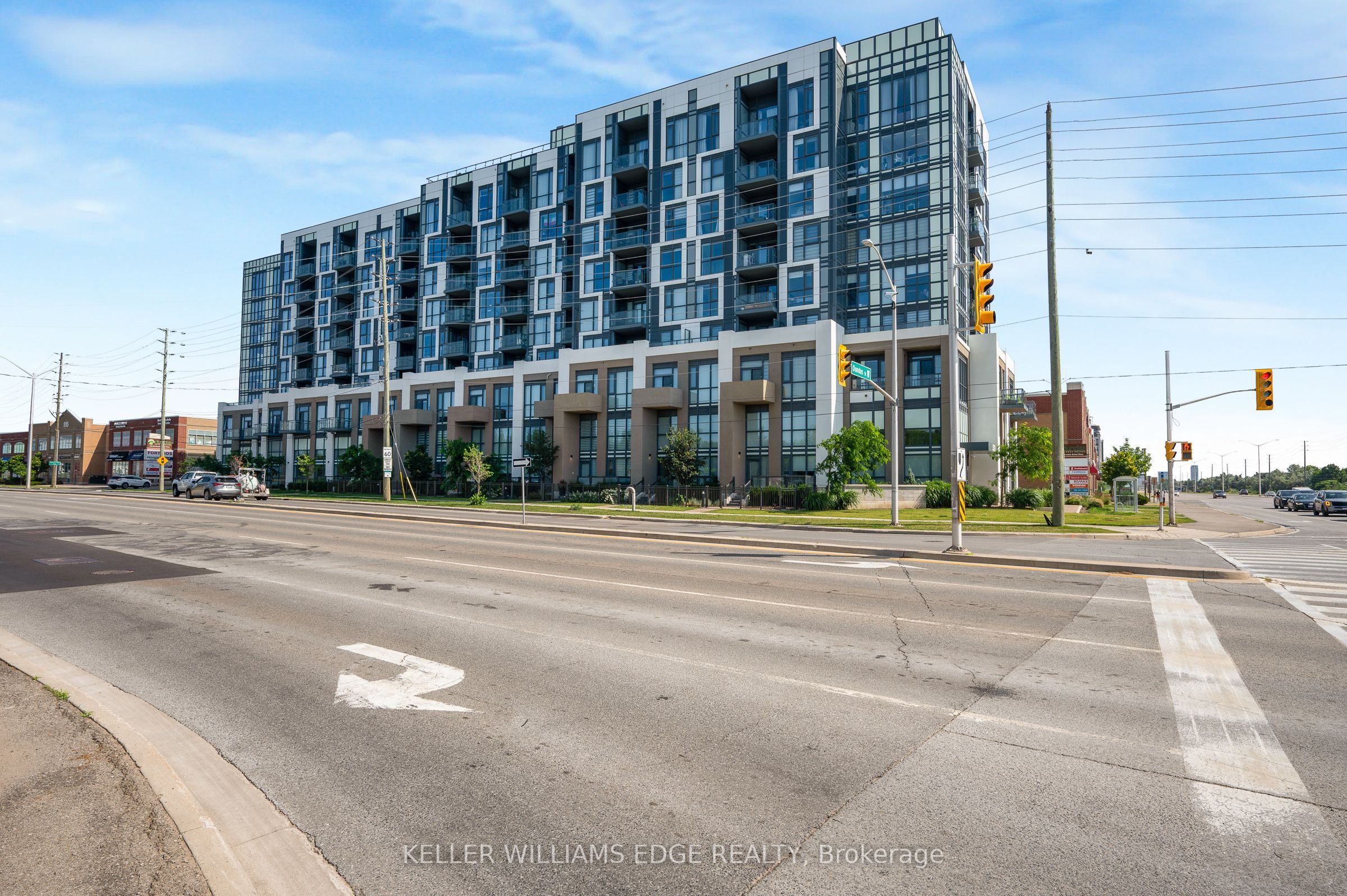 509 Dundas Street W 305, Oakville, ON L6M 5P4 photo 2