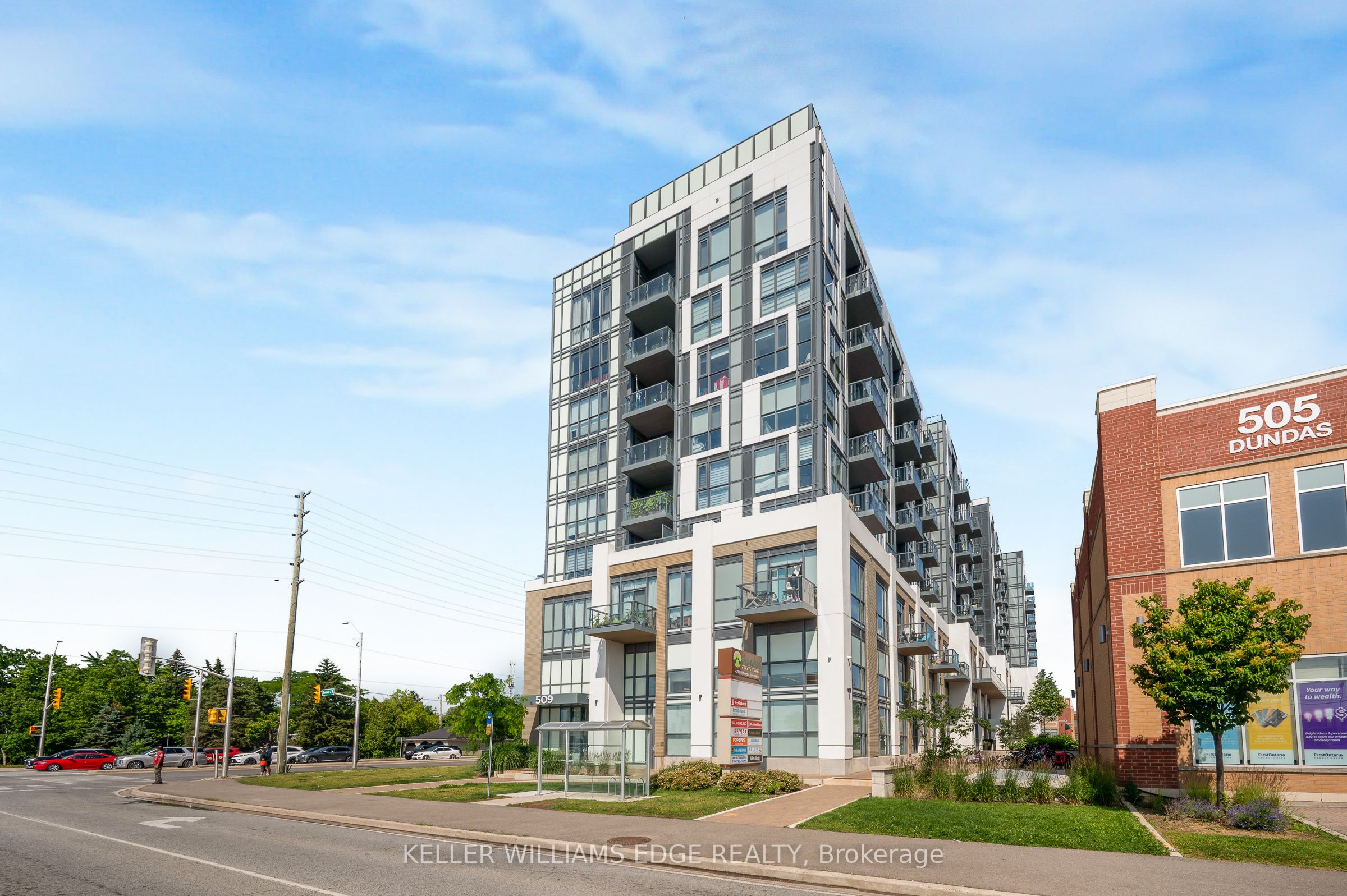 509 Dundas Street W 305, Oakville, ON L6M 5P4 photo 4