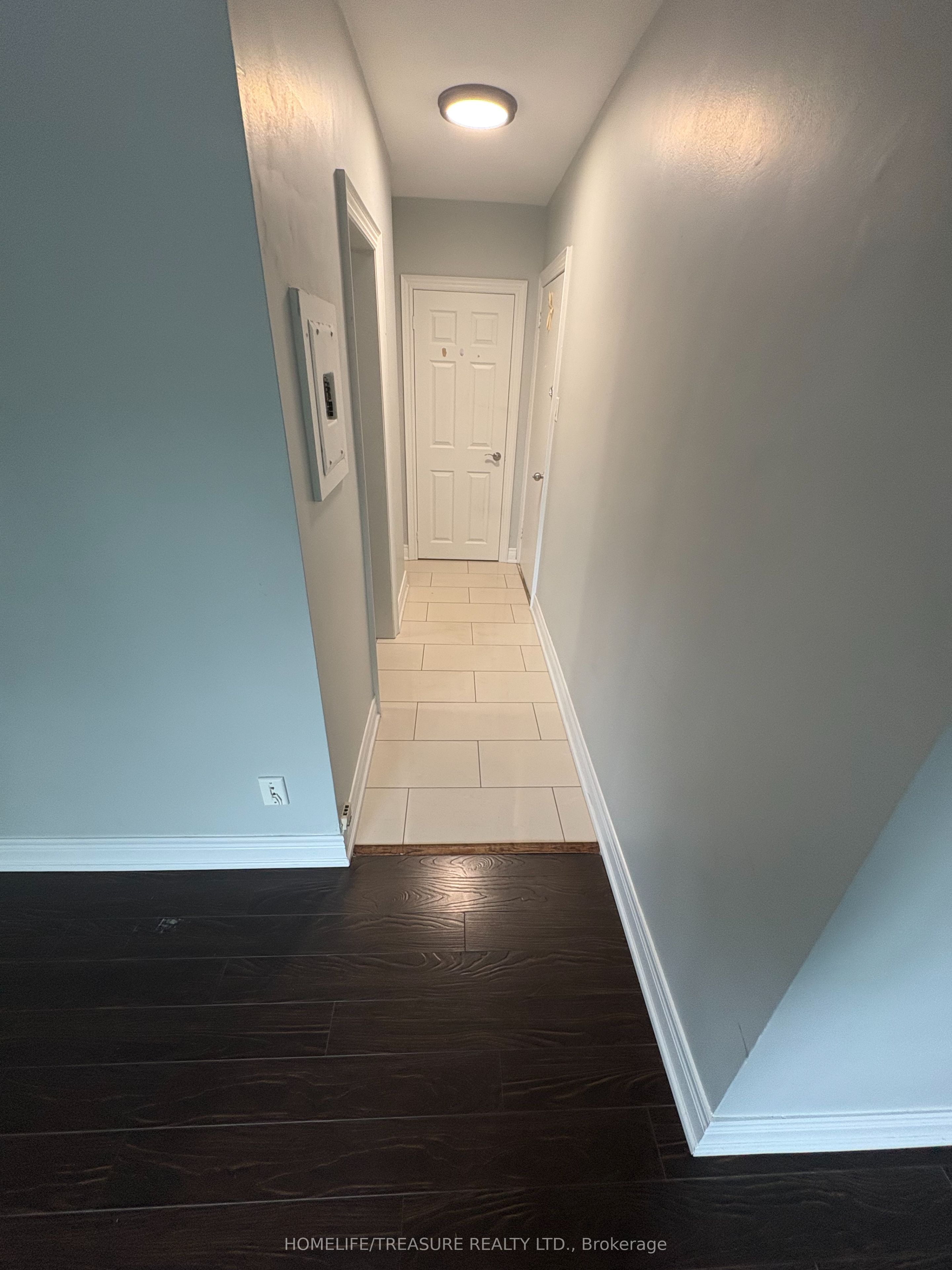 21 scarlett Road 1, Toronto, ON M6N 4J5 photo 3