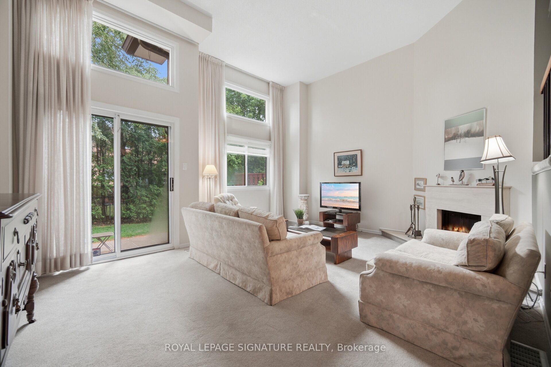 4230 Fieldgate Drive 42, Mississauga, ON L4W 2M5