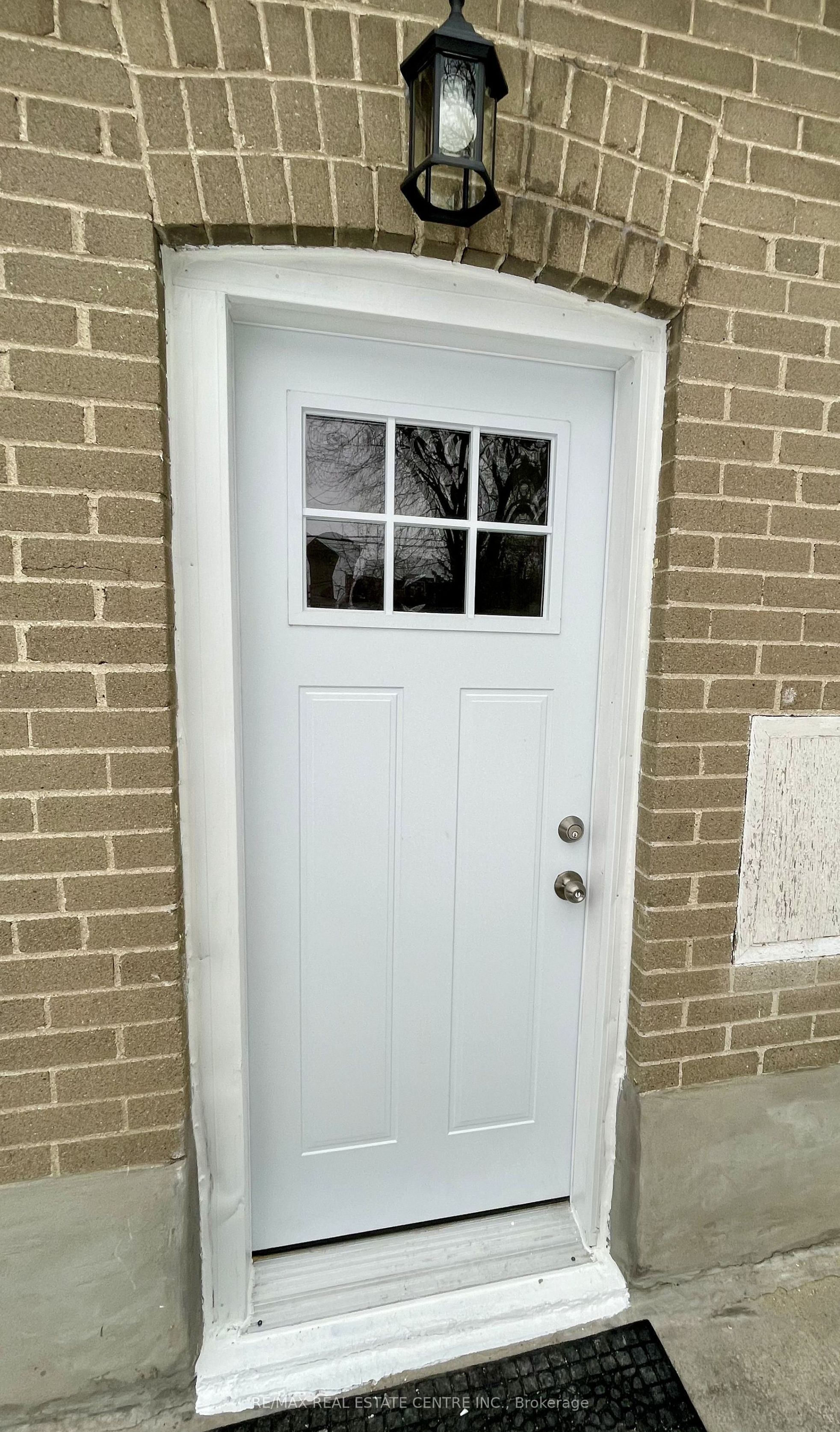 24 Smithwood Drive, Toronto, ON M9B 4R8 photo 3