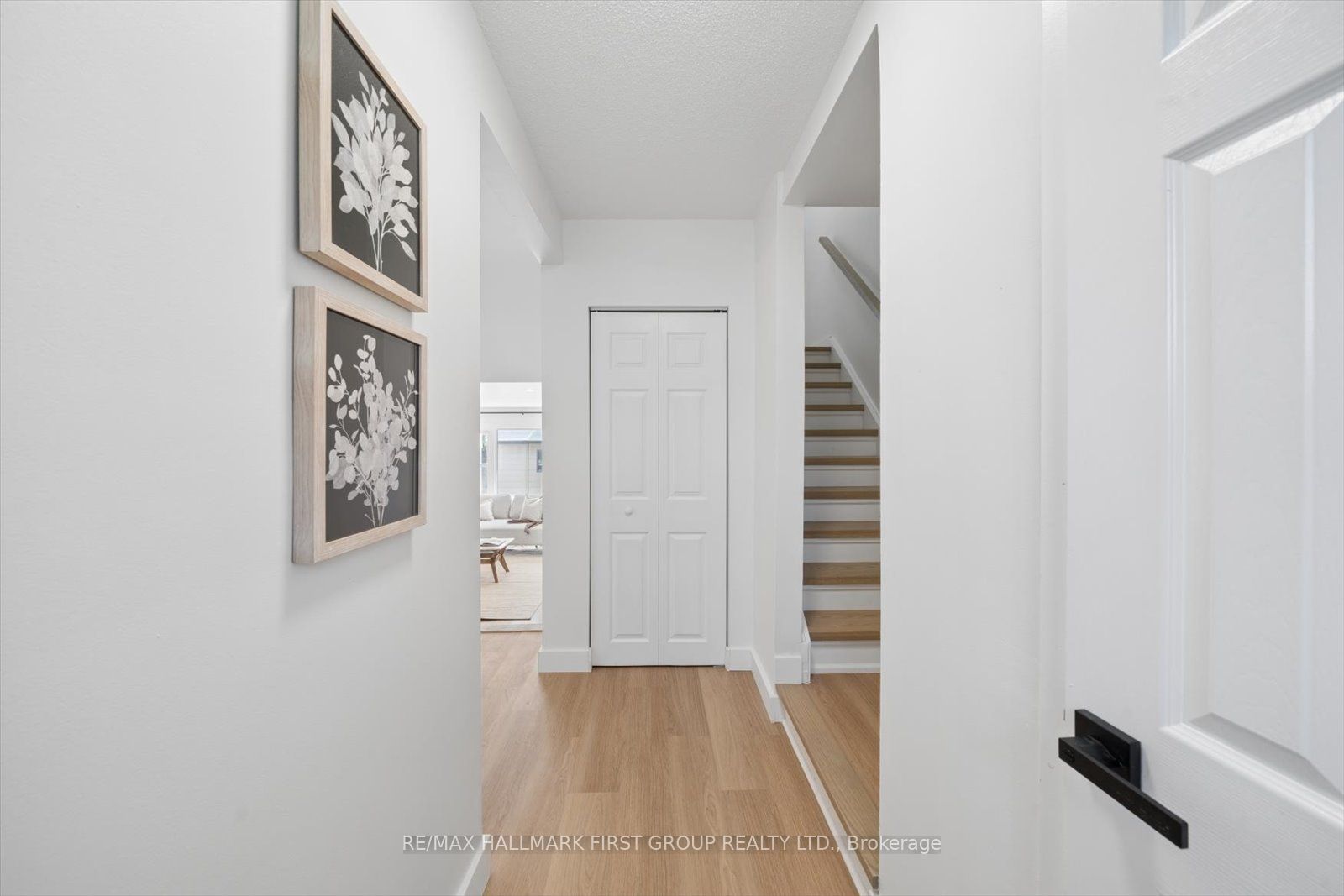 30 Venetian Crescent 128, Toronto, ON M3N 2L8 photo 2