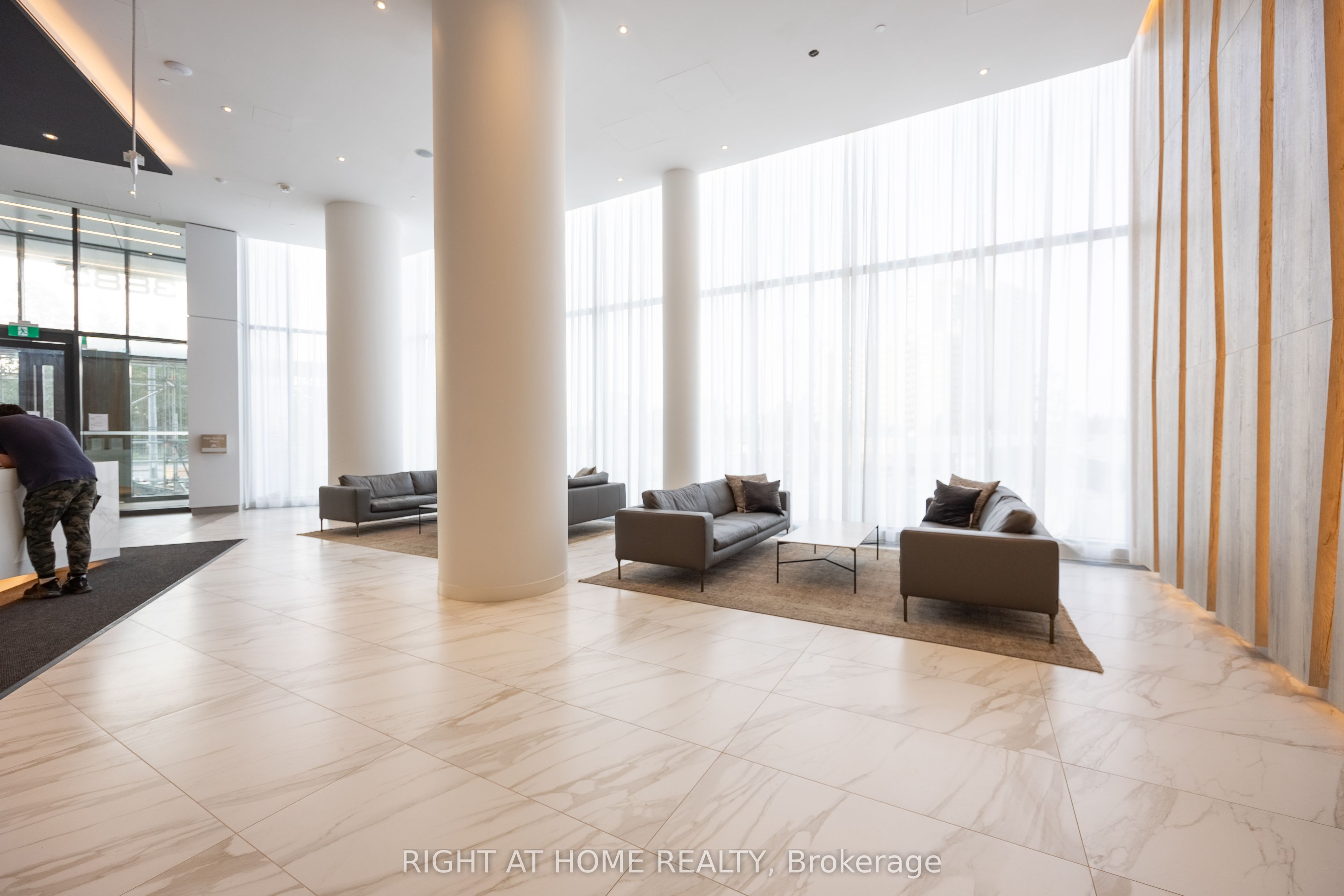 3883 Quartz Road 1601, Mississauga, ON L5B 0M4 photo 3