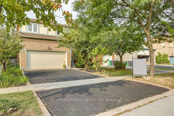 2889 Gulfstream Way, Mississauga, ON L5N 6K3 photo 2