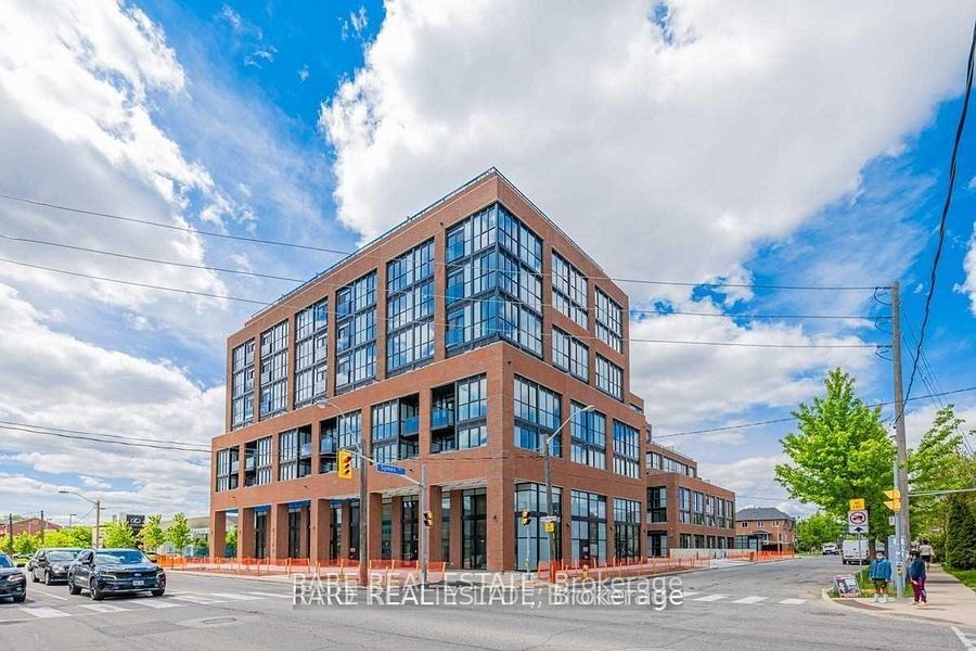 2300 St Clair Avenue W 415, Toronto, ON M6N 0B3