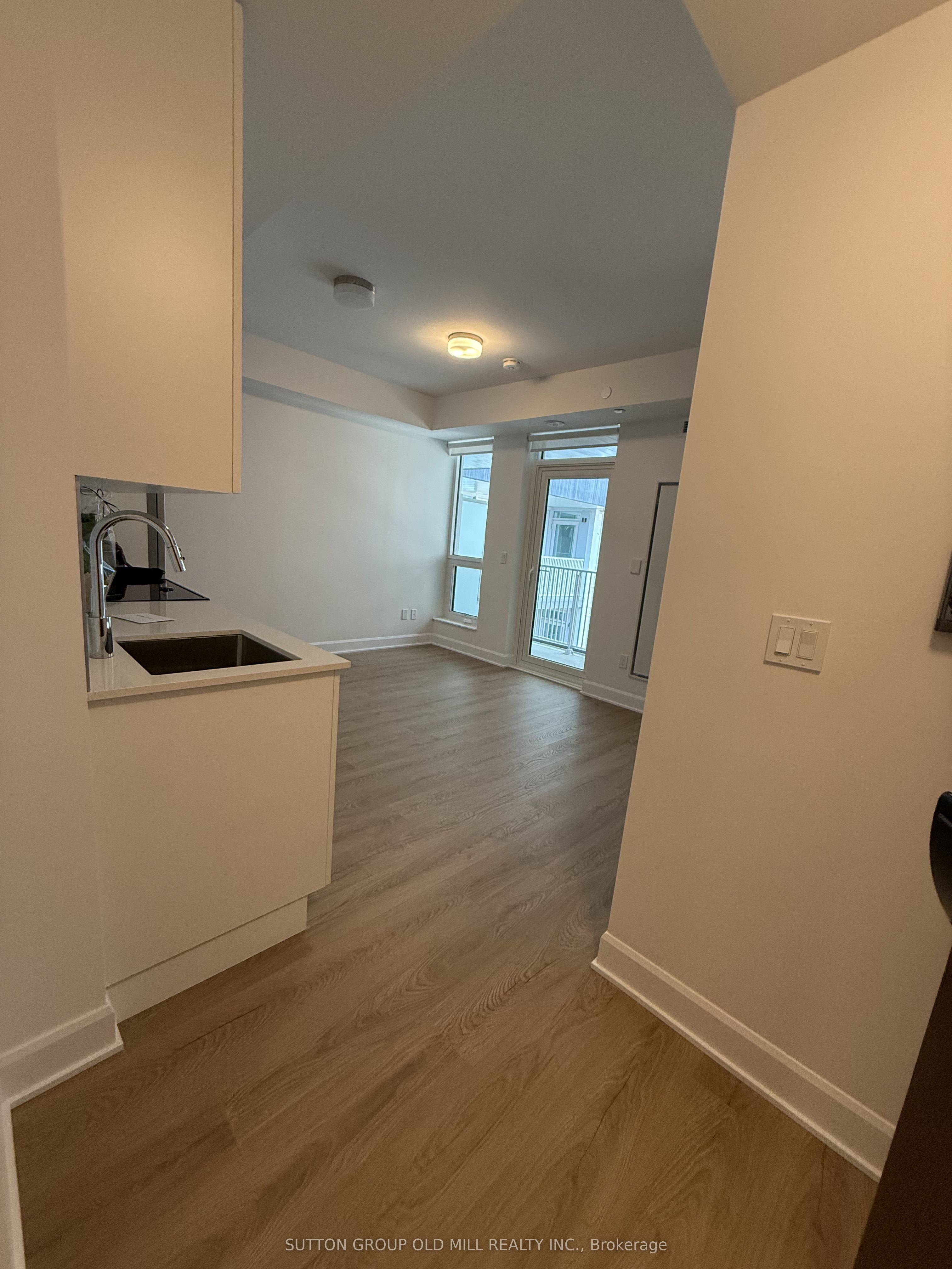 3240 William Coltson Avenue 406, Oakville, ON L6H 0X1 photo 3