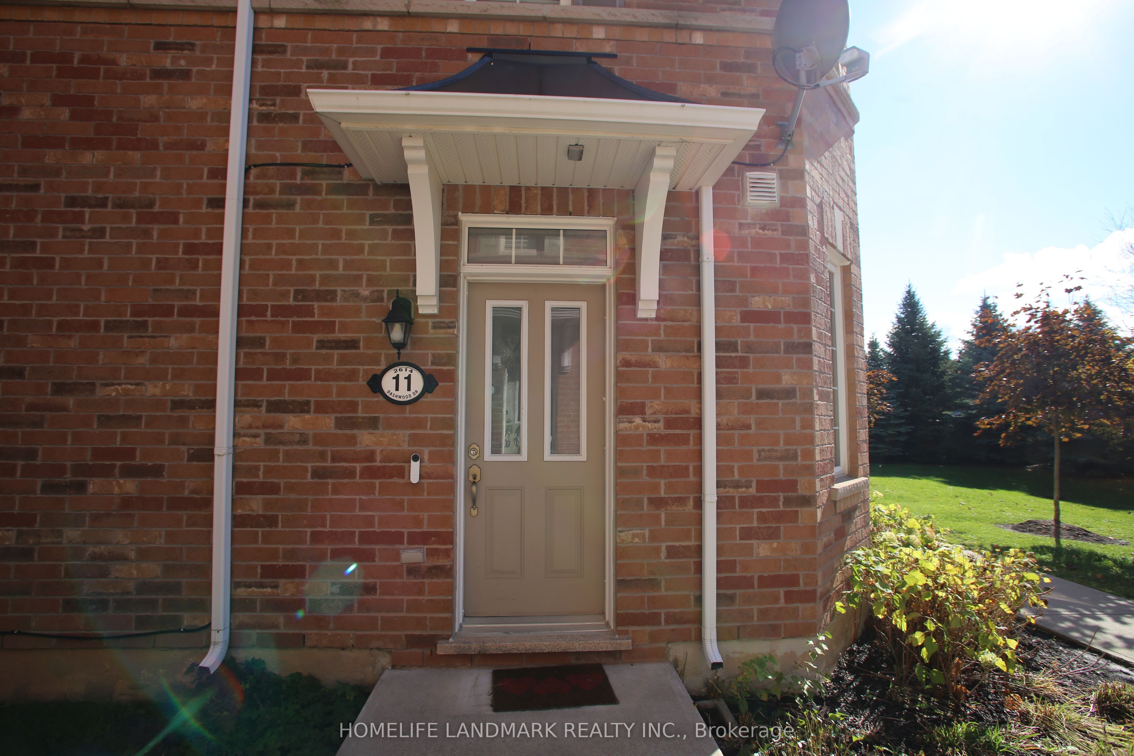 2614 Dashwood Drive 11, Oakville, ON L6M 0K5 photo 2