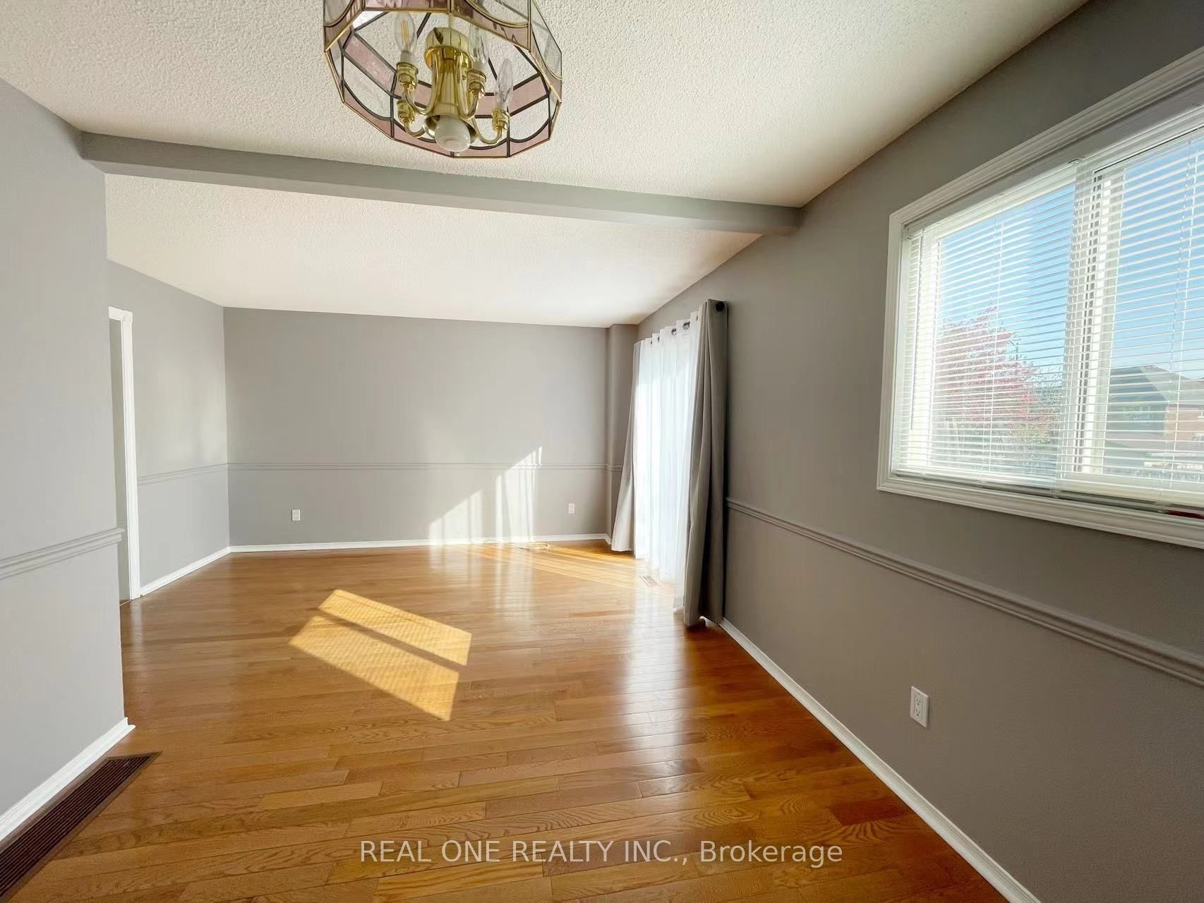 6972 Cordingley Crescent, Mississauga, ON L5N 4Z3 photo 5