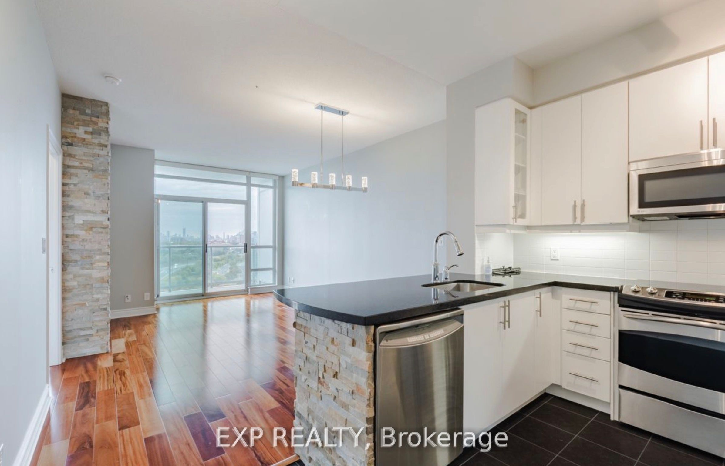 1900 Lake Shore Boulevard W LPH07, Toronto, ON M6S 1A4 photo 5