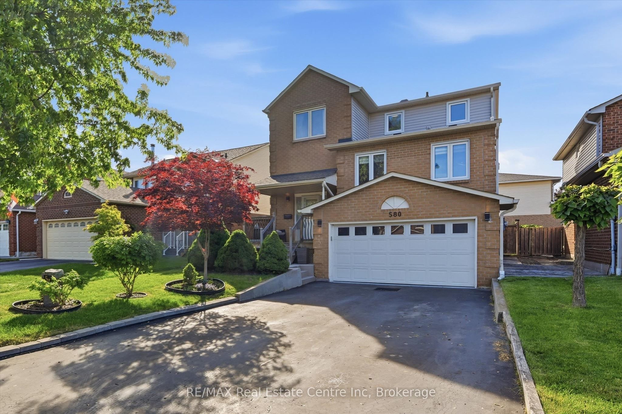 580 Clover Park Crescent, Milton, ON L9T 4W1 photo 2