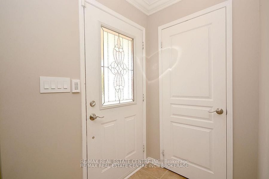 2343 Pine Glen Road, Oakville, ON L6M 5J3 photo 4