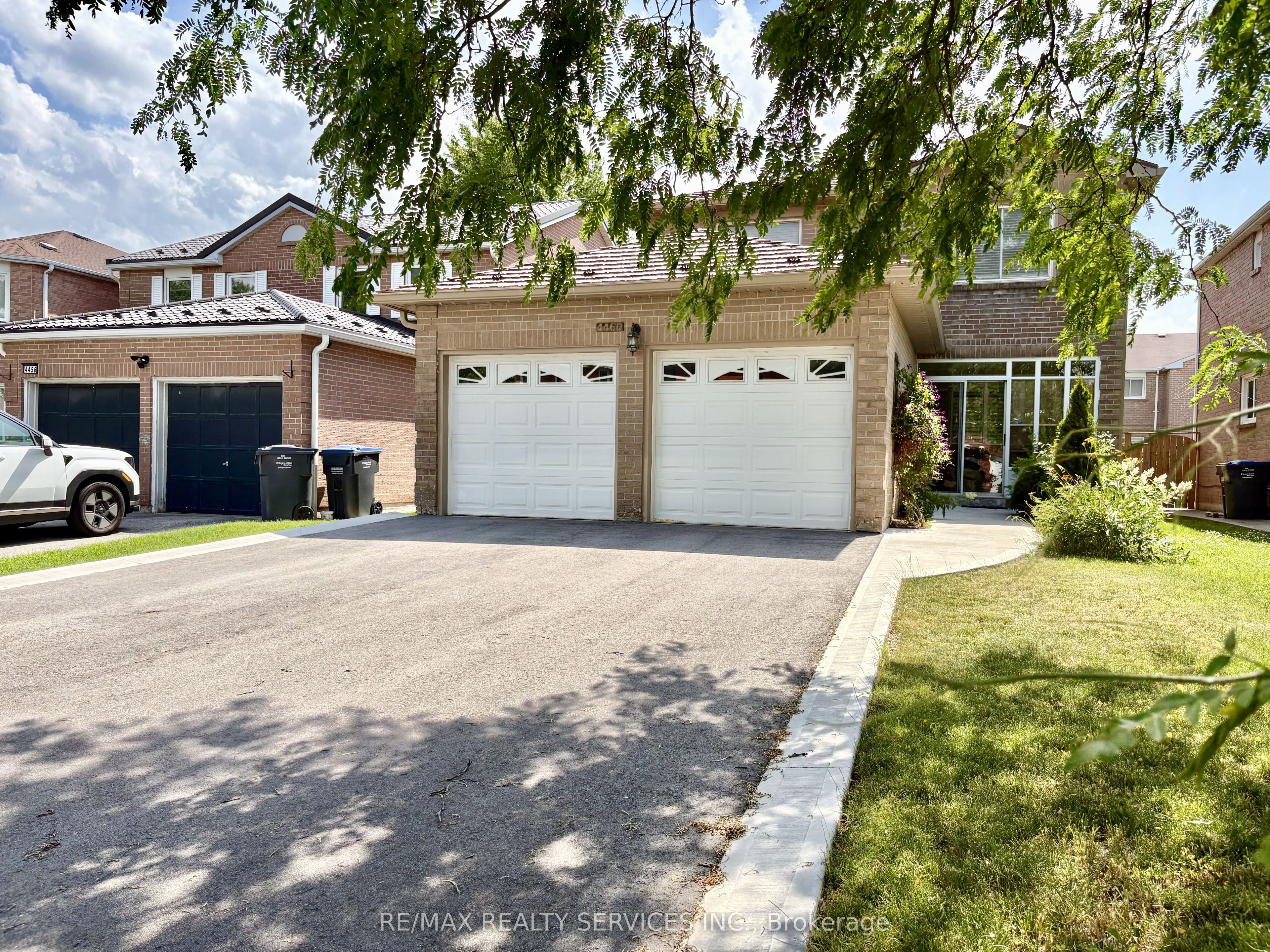 4460 Ashley Avenue, Mississauga, ON L5R 2A2 photo 3
