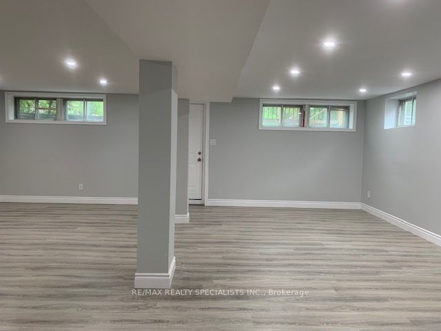 378 Torrance Street Bsmt, Burlington, ON L7R 2R8 photo 5