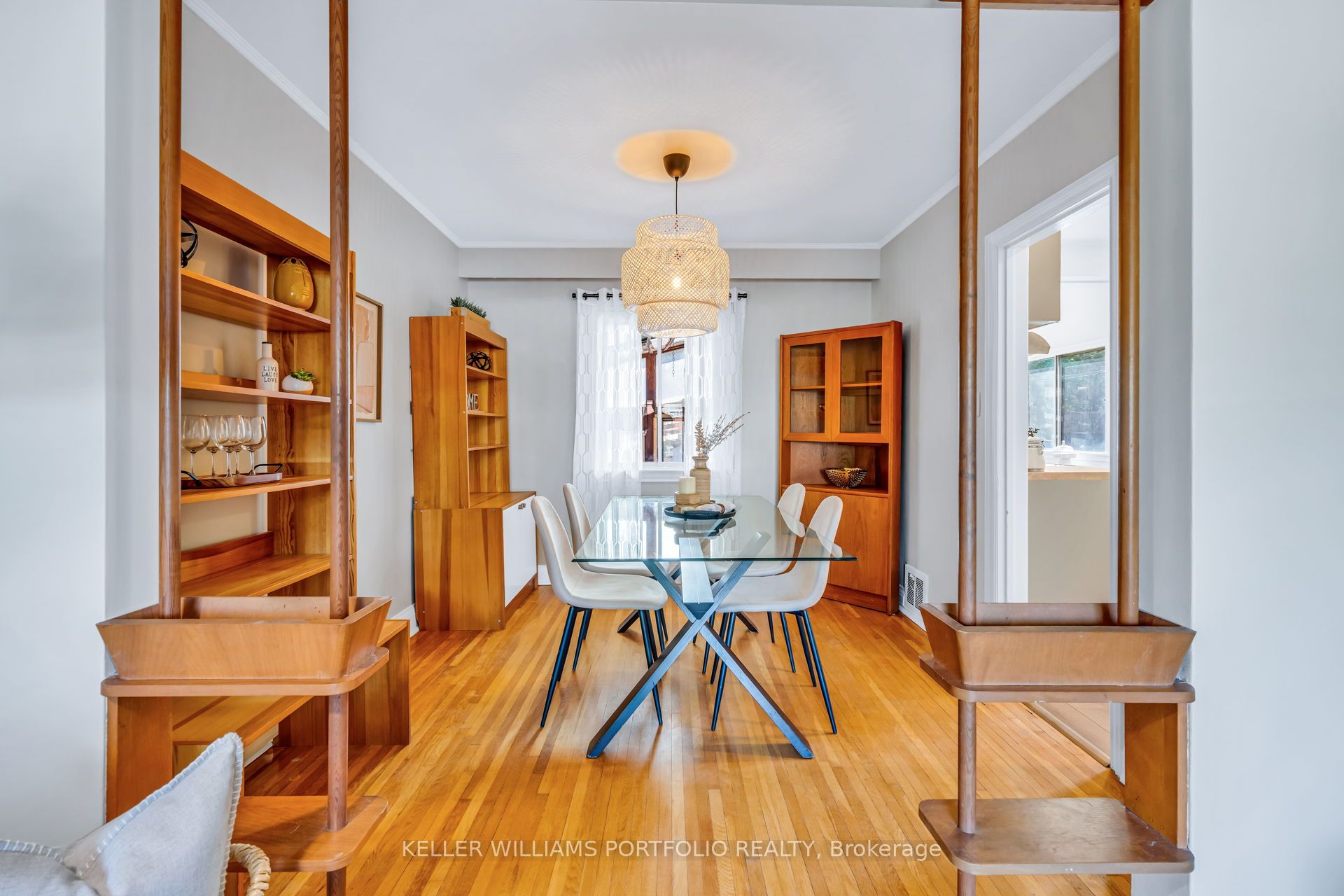 210 Bicknell Avenue, Toronto, ON M6M 4G9 photo 5
