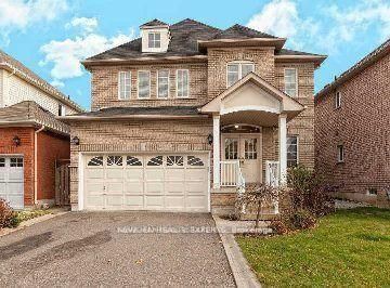 10 MILKWEED Crescent, Brampton, ON L7A 1T8
