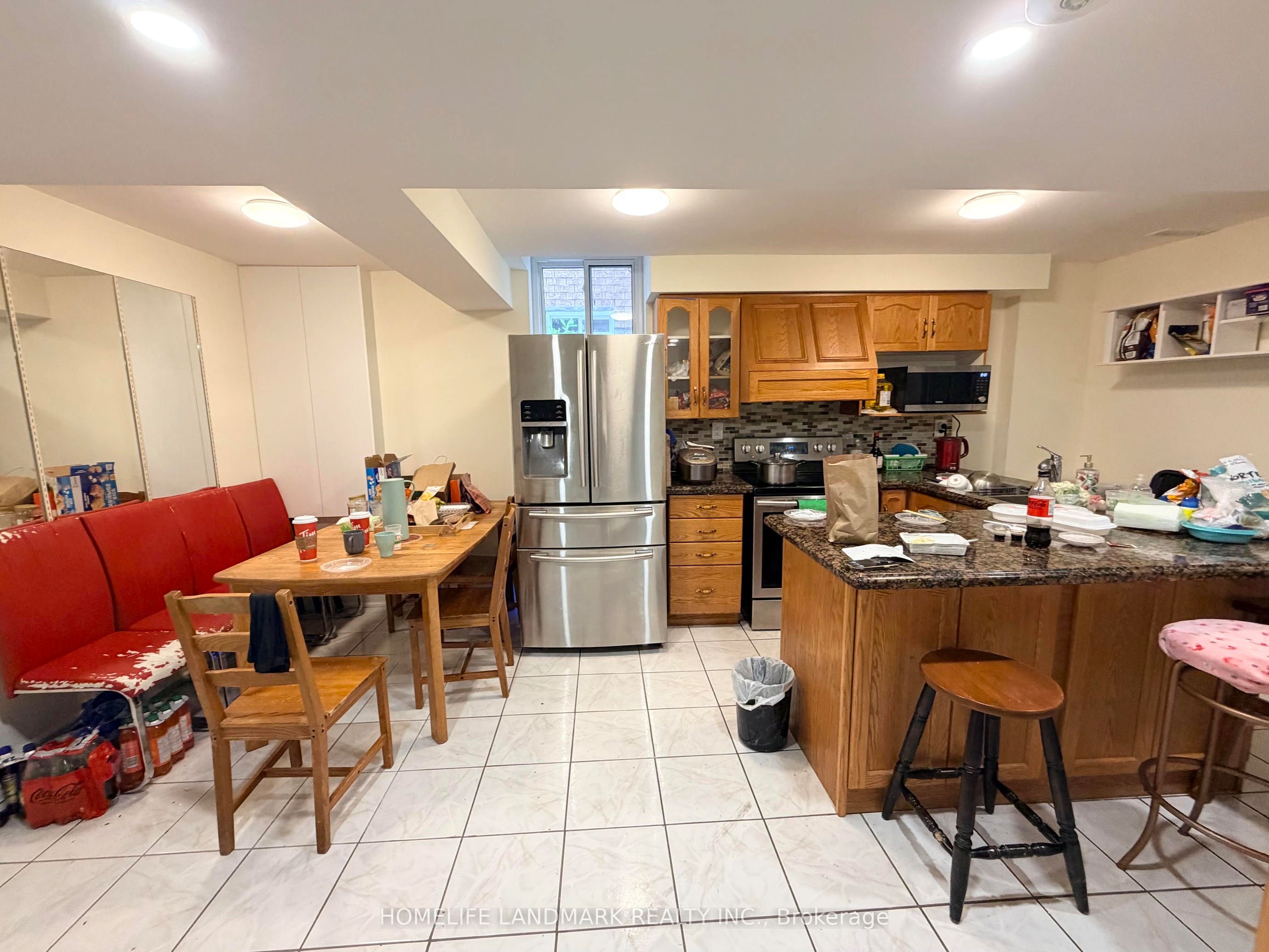 2587 Credit Valley Road, Mississauga, ON L5M 4K7