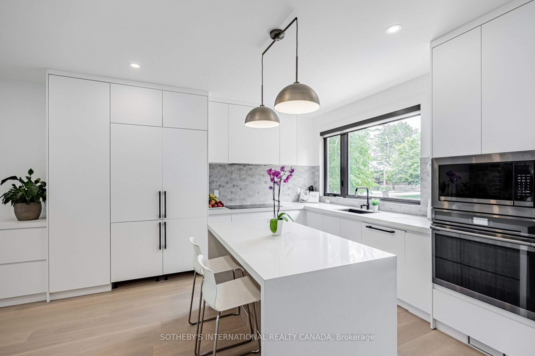 6 Twenty Fifth Street, Toronto, ON M8V 3P3 photo 3