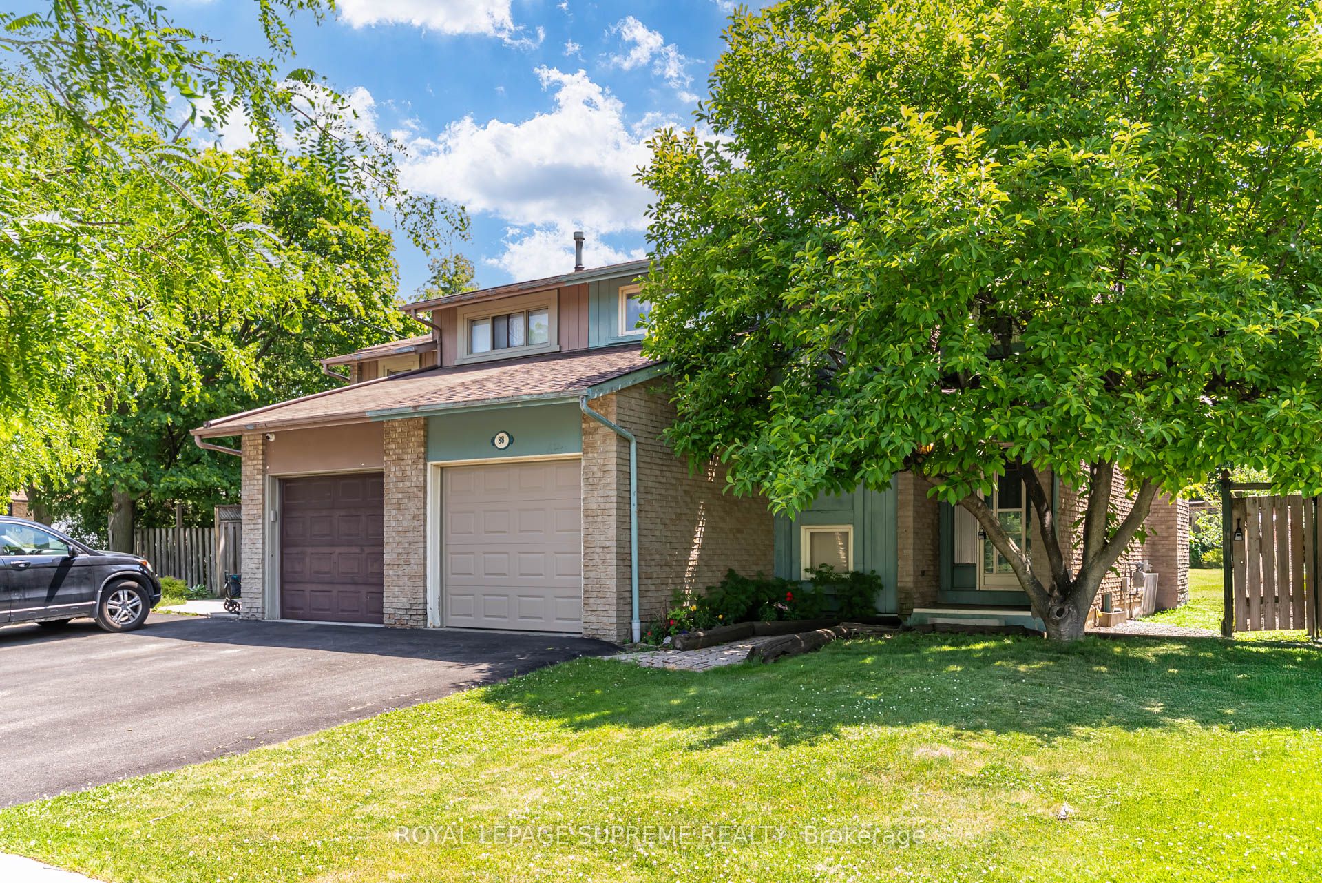 88 Salisbury Circle, Brampton, ON L6V 2Z5 photo 2