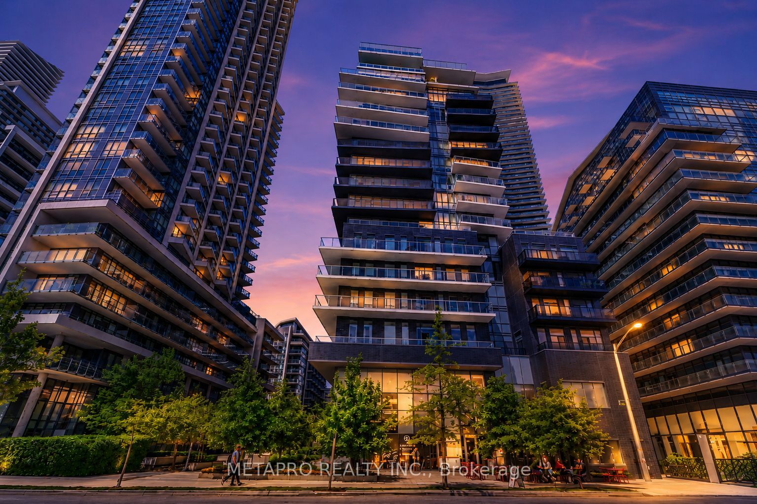 110 SE Marine Parade Drive 809, Toronto, ON M8V 0A3 photo 2