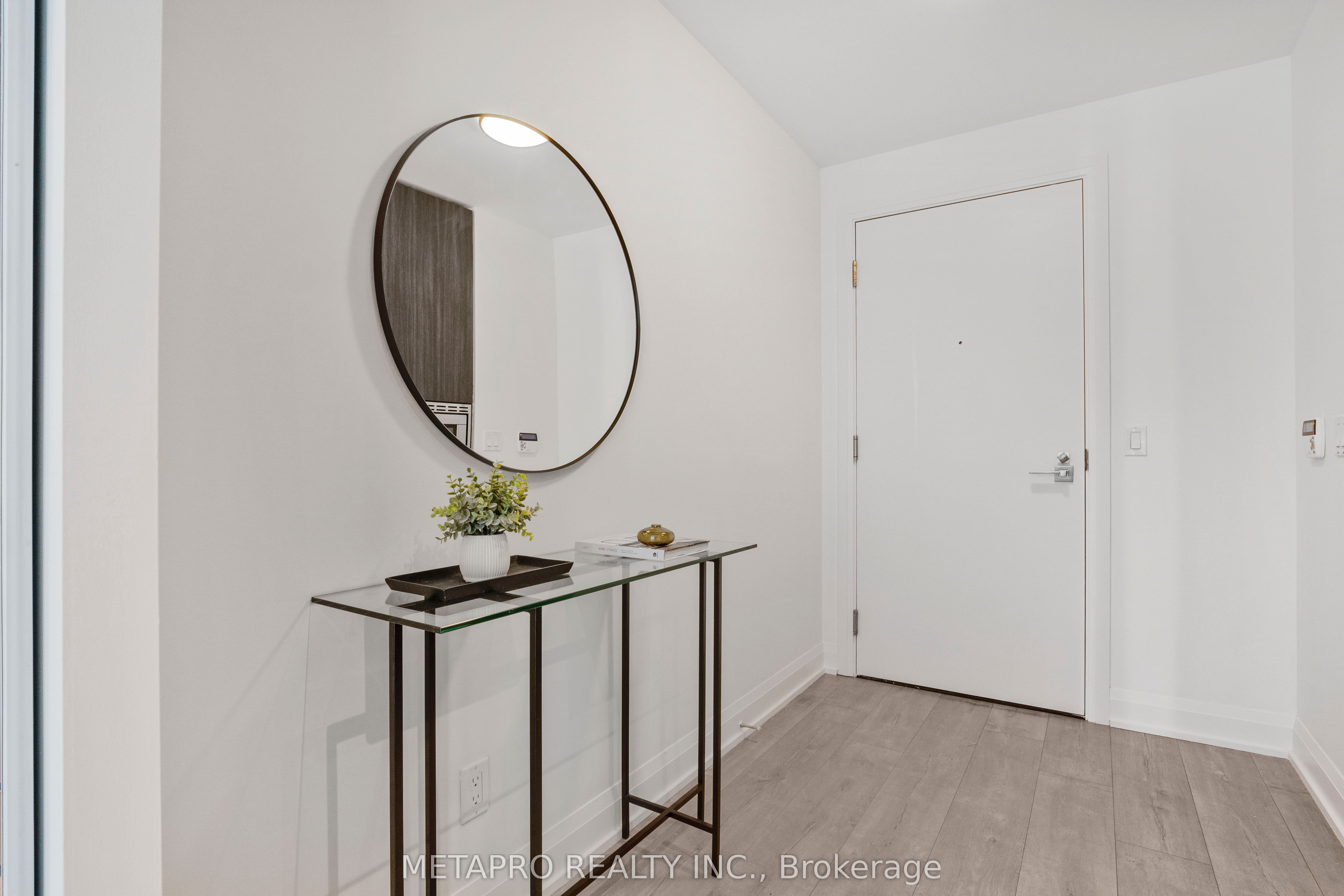 110 SE Marine Parade Drive 809, Toronto, ON M8V 0A3 photo 3
