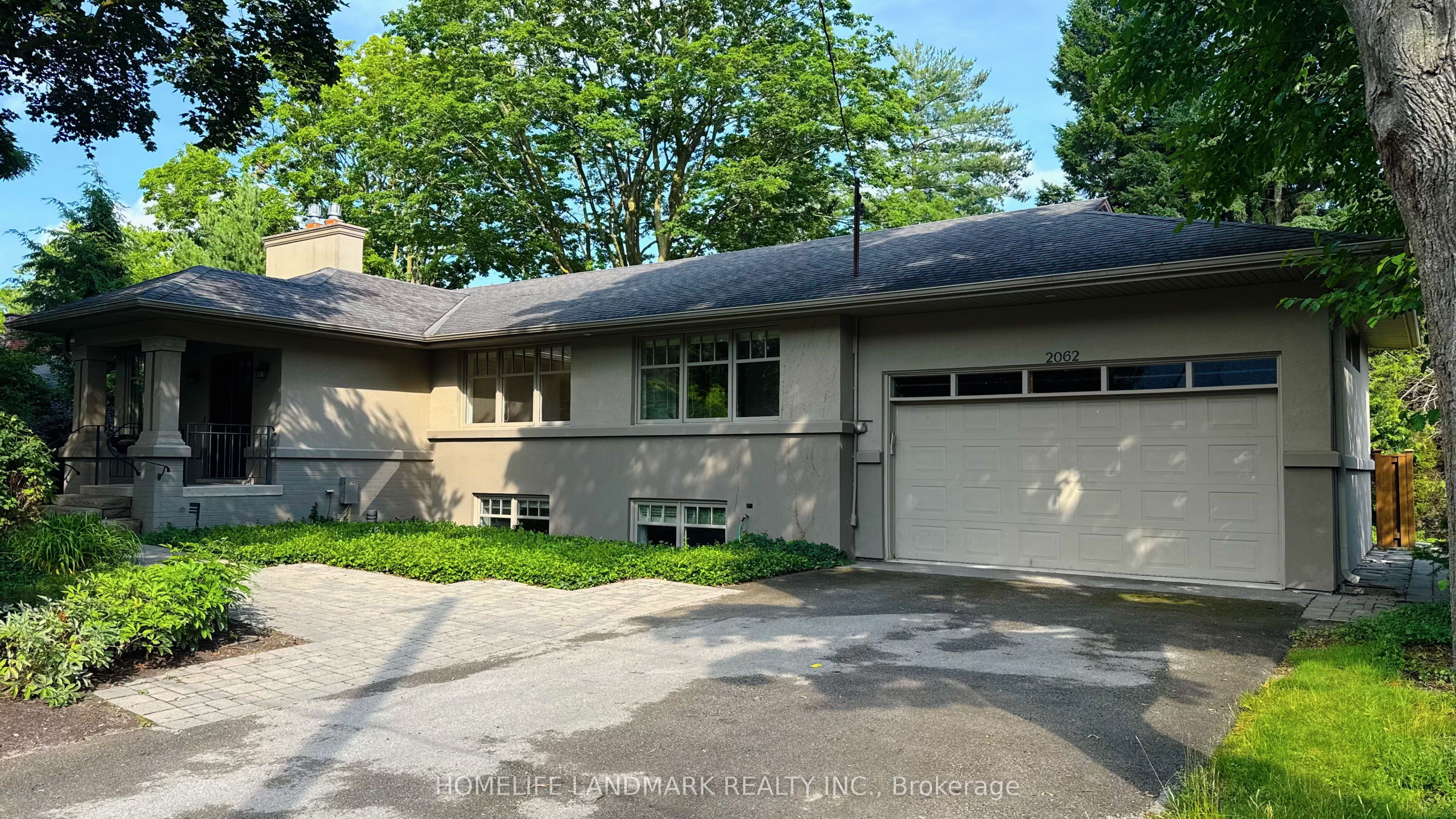 2062 GLENFOREST Crescent, Oakville, ON L6J 2G4