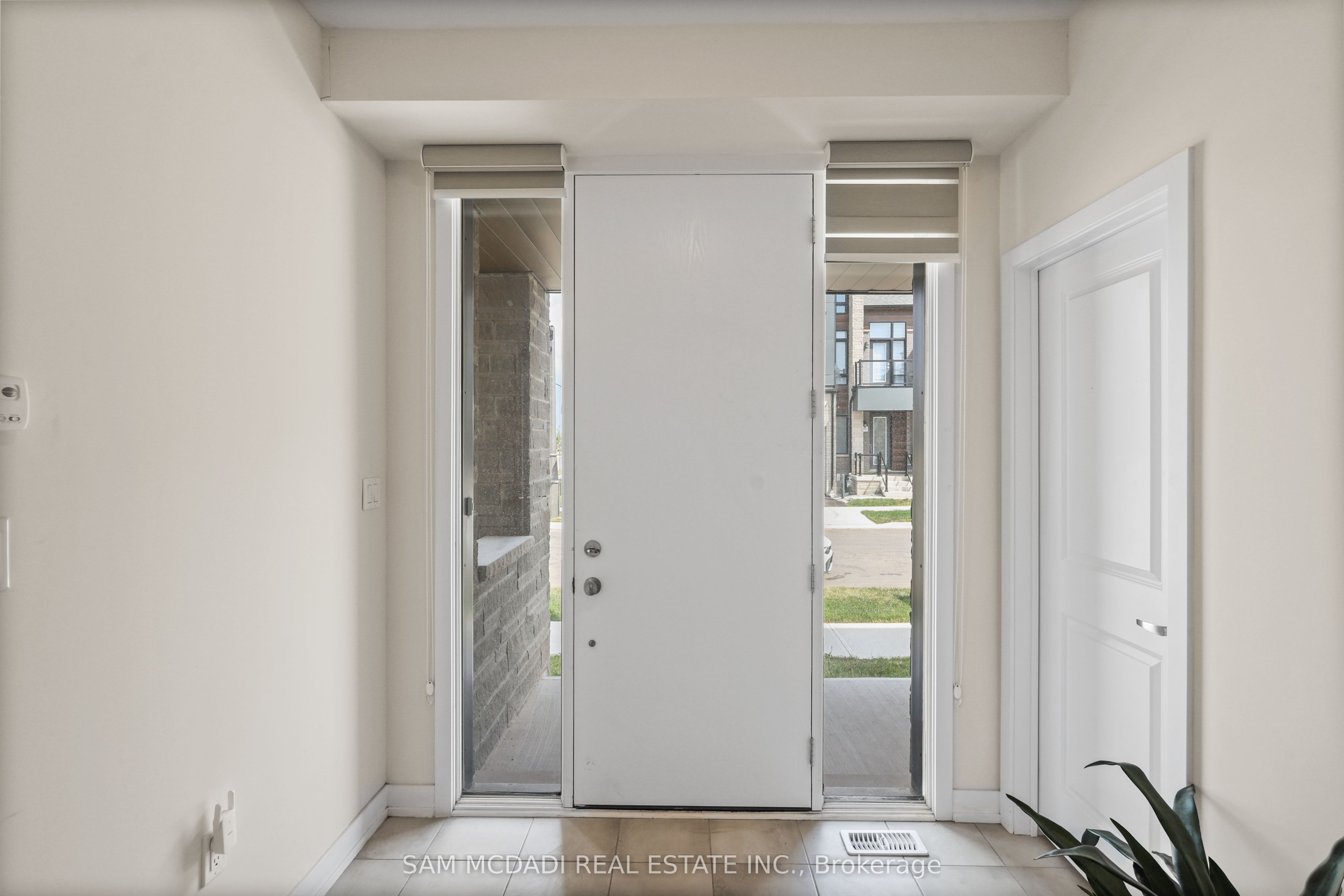 1327 Anthonia Trail, Oakville, ON L6H 7Y8 photo 4