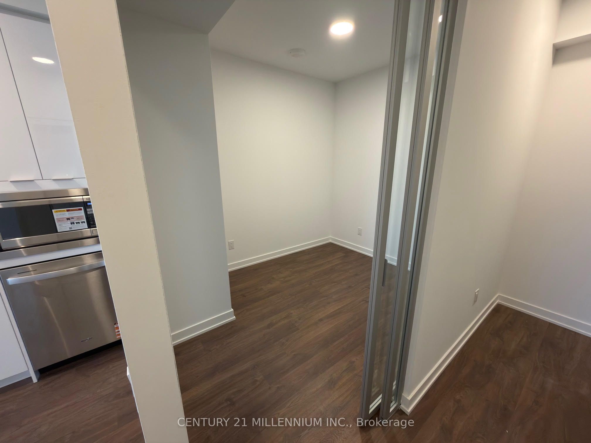 5105 Hurontario Street 2706, Mississauga, ON L4Z 0C9 photo 5