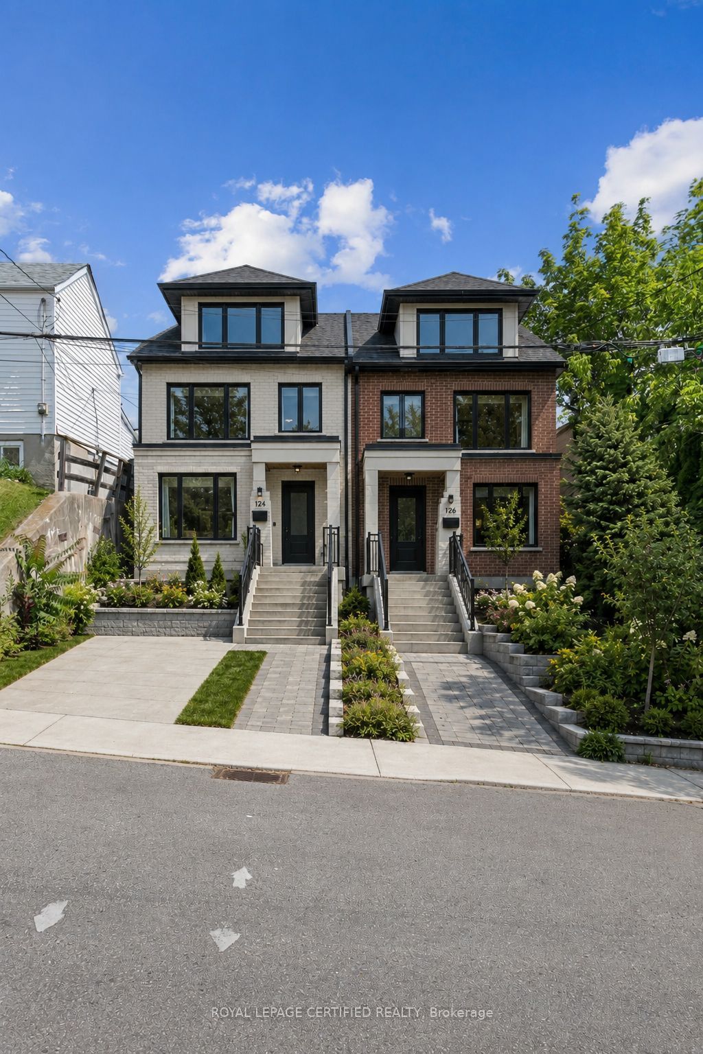 33 Donald Avenue, Toronto, ON M6M 1J9 photo 2
