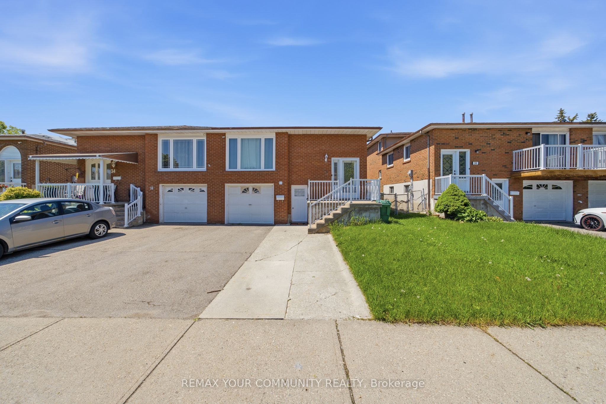 36 Roseville Drive Upper, Brampton, ON L6Y 2G8 photo 2