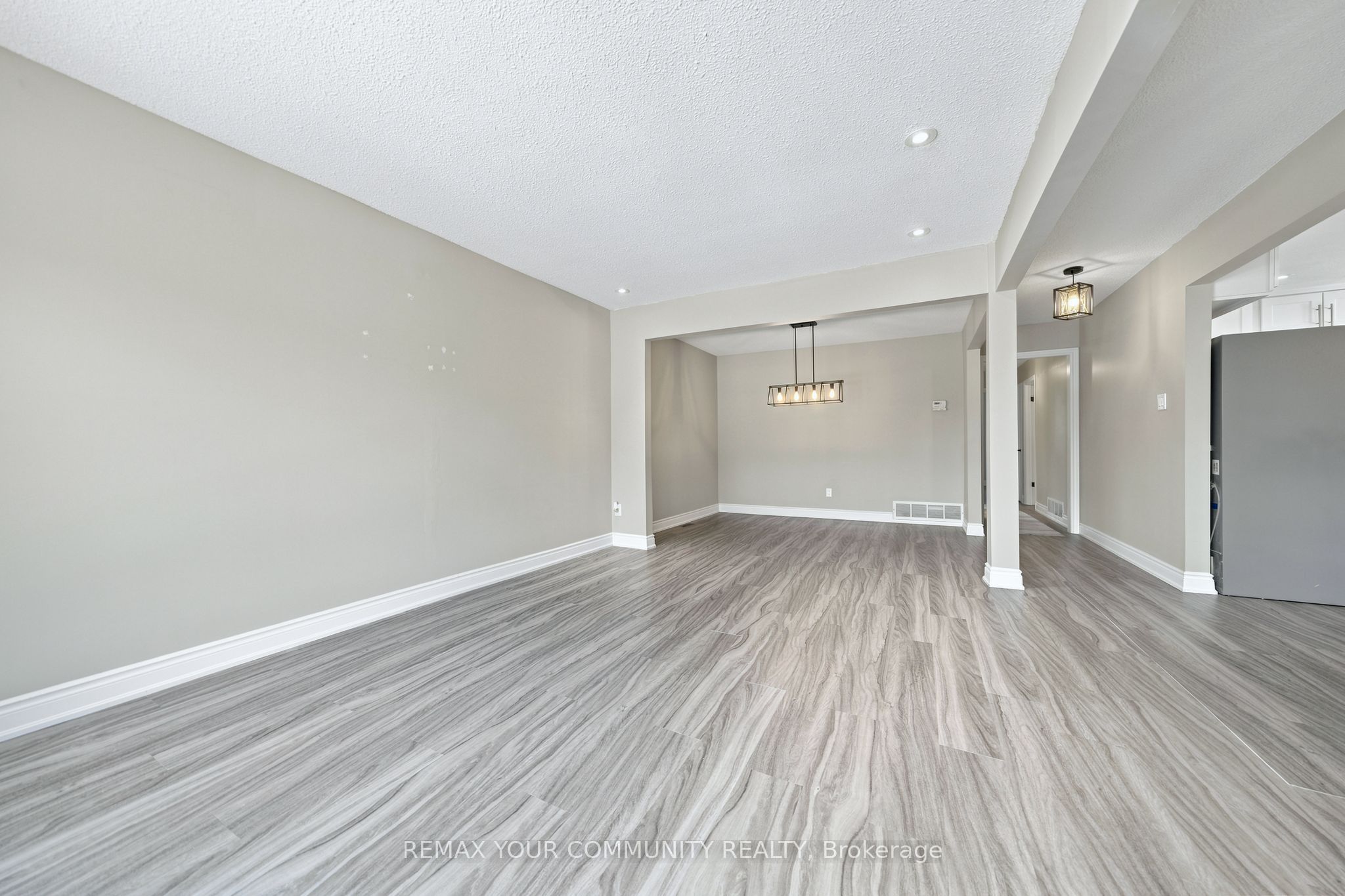 36 Roseville Drive Upper, Brampton, ON L6Y 2G8 photo 4