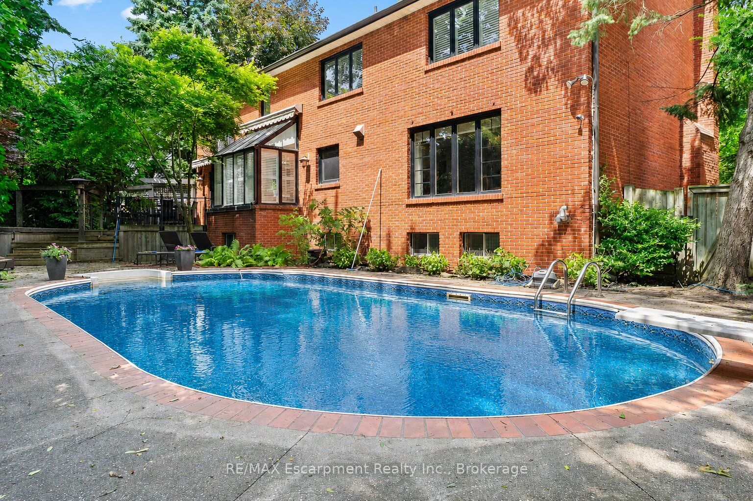 104 Whittington Place, Oakville, ON L6K 3V9 photo 2