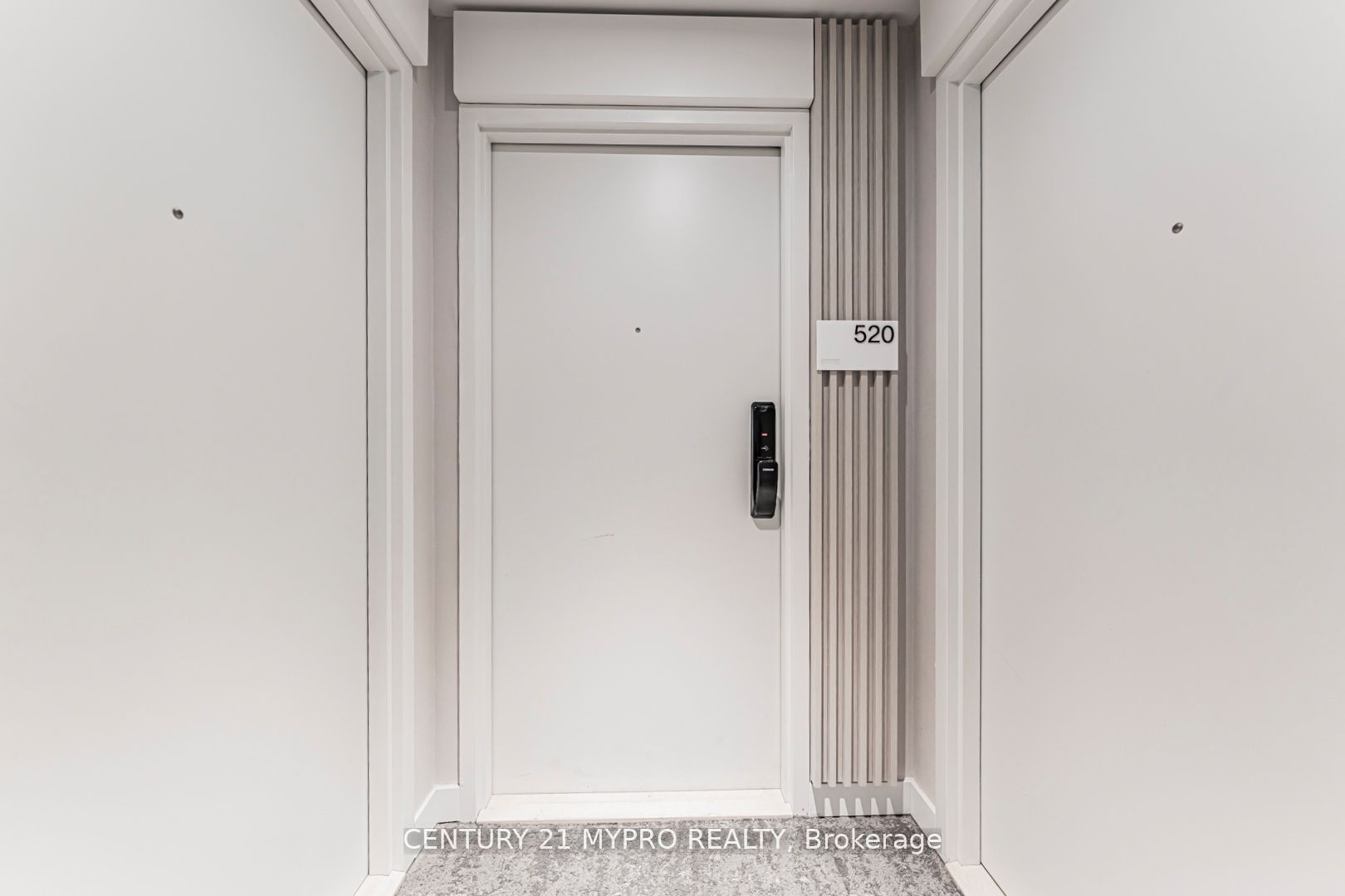 28 Ann Street 520, Mississauga, ON L5G 0E1 photo 5