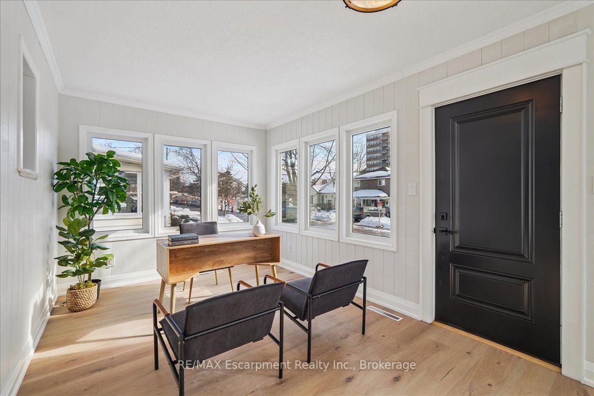 135 DEANE Avenue, Oakville, ON L6K 1N2 photo 3