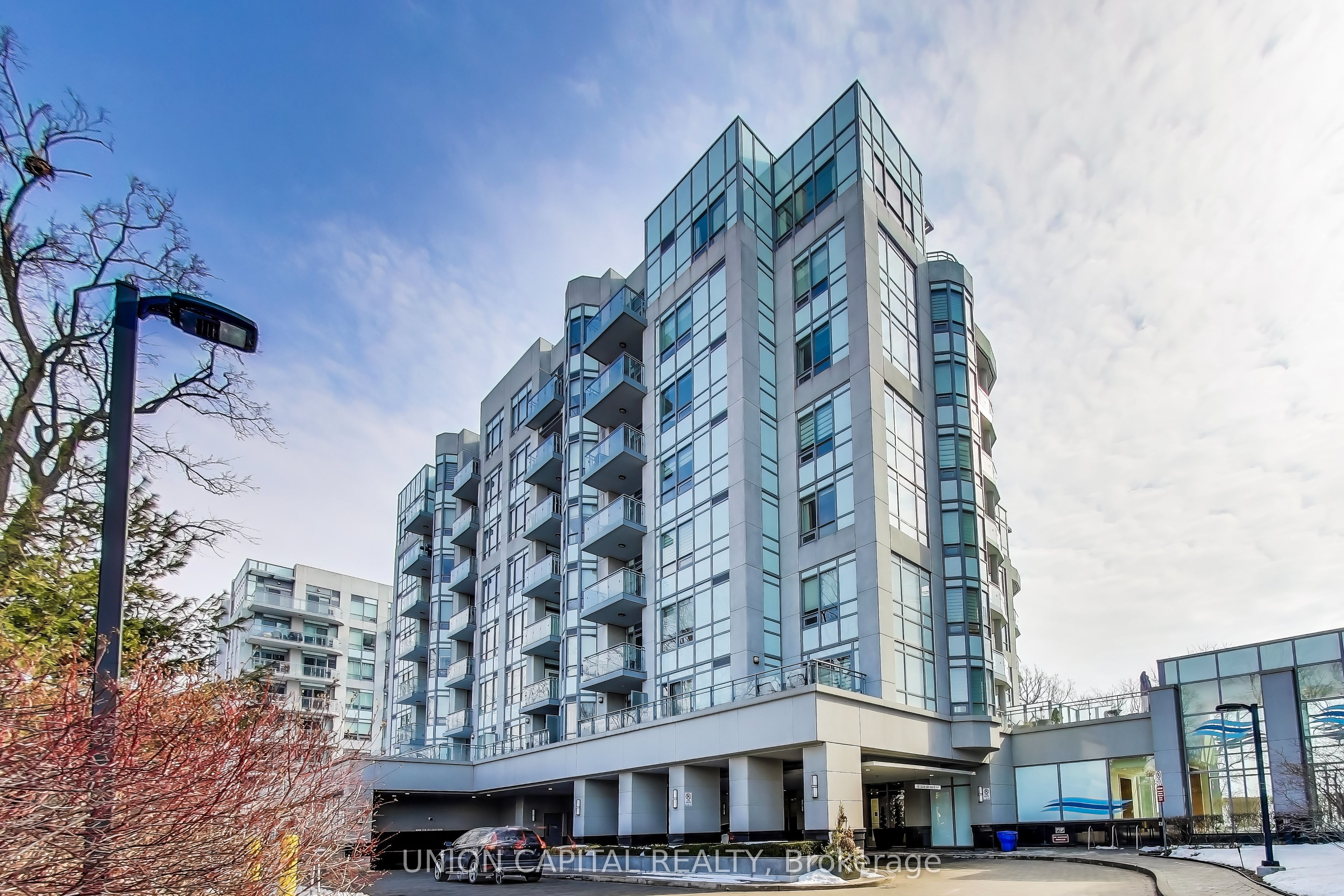 3500 Lakeshore Road W 525, Oakville, ON L6L 0B4 photo 2