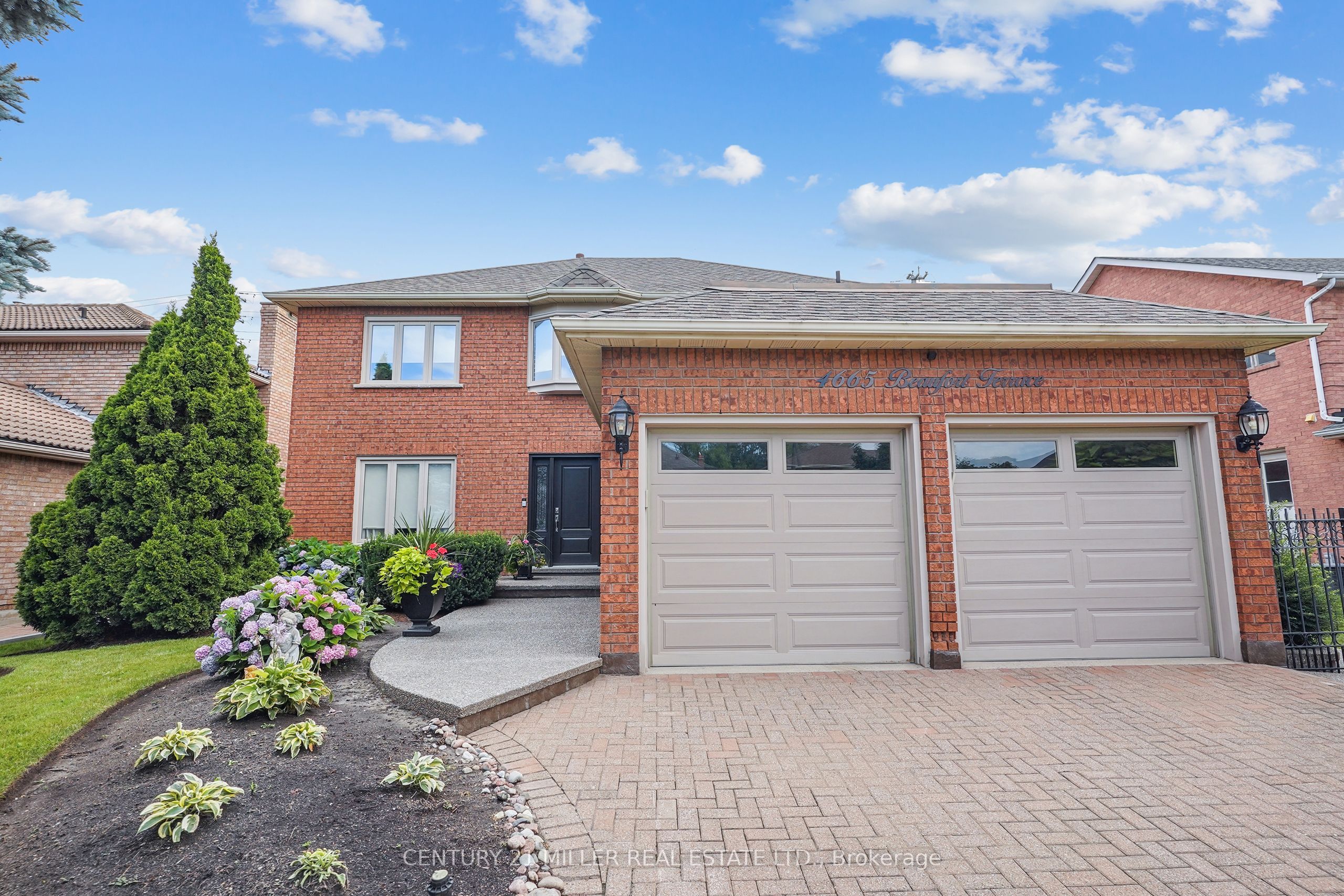 4665 Beaufort Terrace, Mississauga, ON L5M 3J1 photo 2