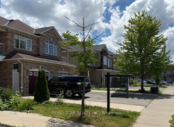 50 Dewridge Court, Brampton, ON L6R 3C1 photo 3