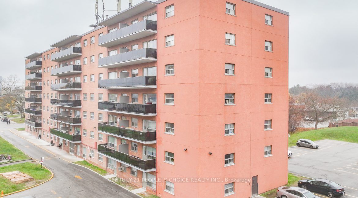 1051 Seneca Avenue 309, Mississauga, ON L5G 3X7