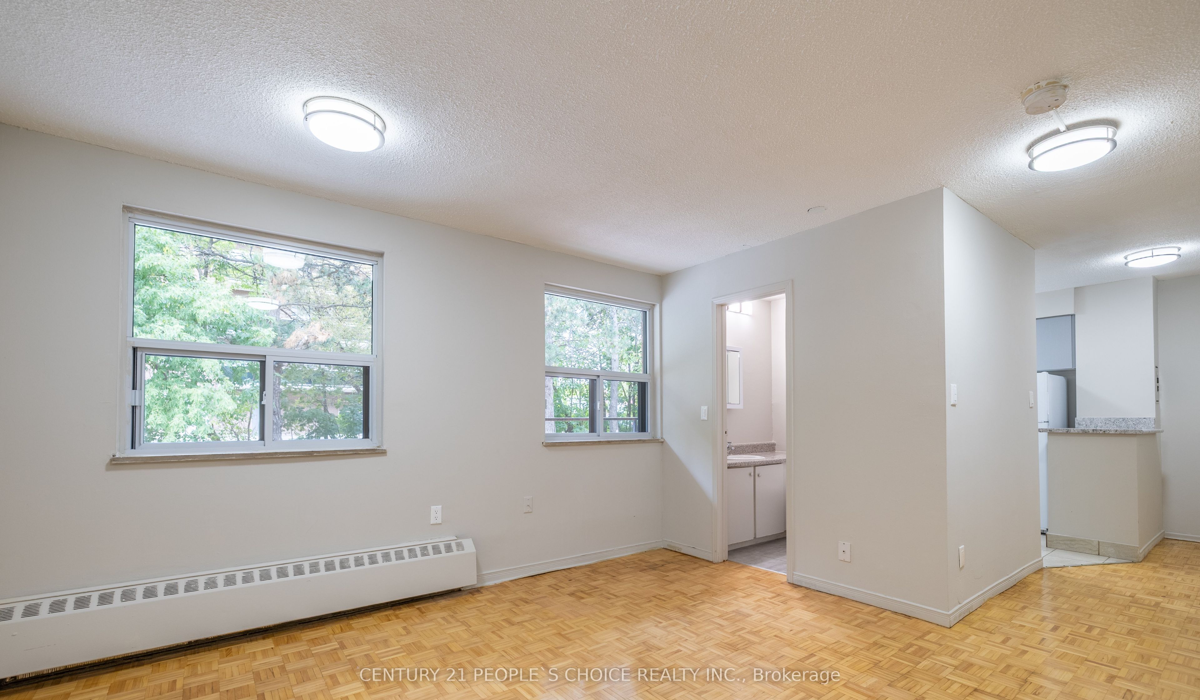 549 North Service Road 508, Mississauga, ON L5A 1B5 photo 5