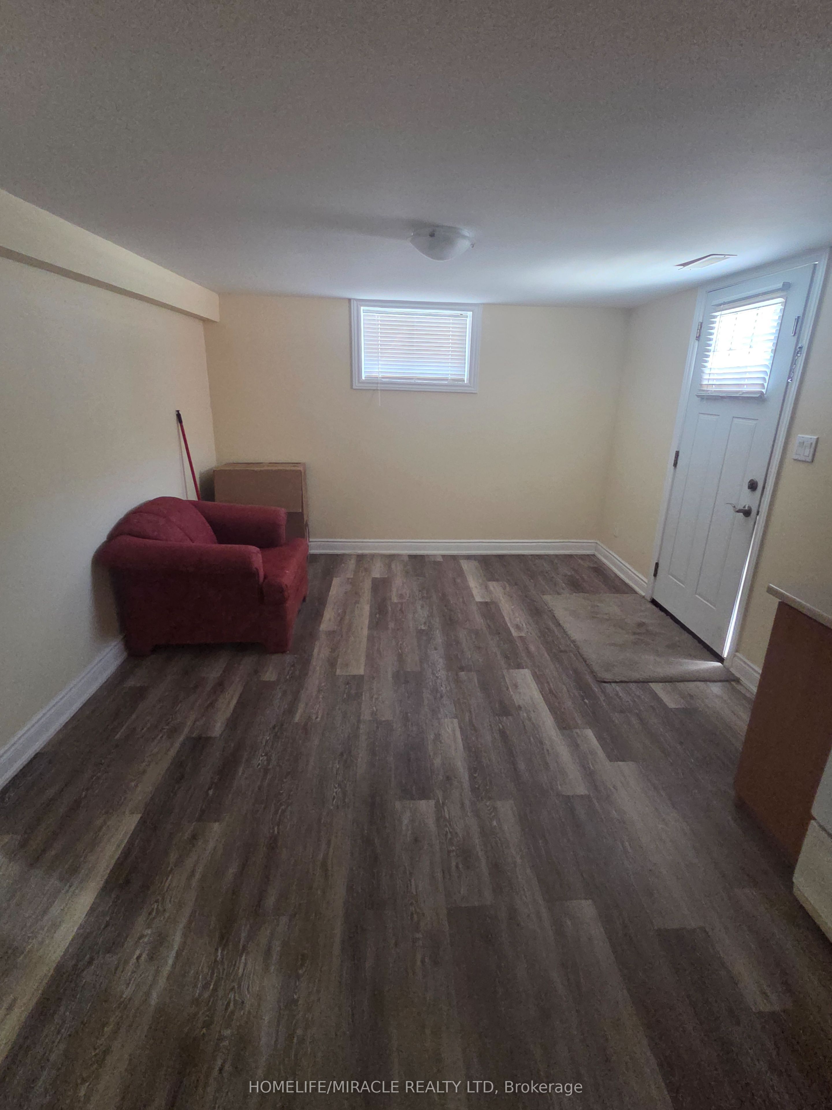 6 Sterne Avenue, Brampton, ON L6W 2Y4 photo 3