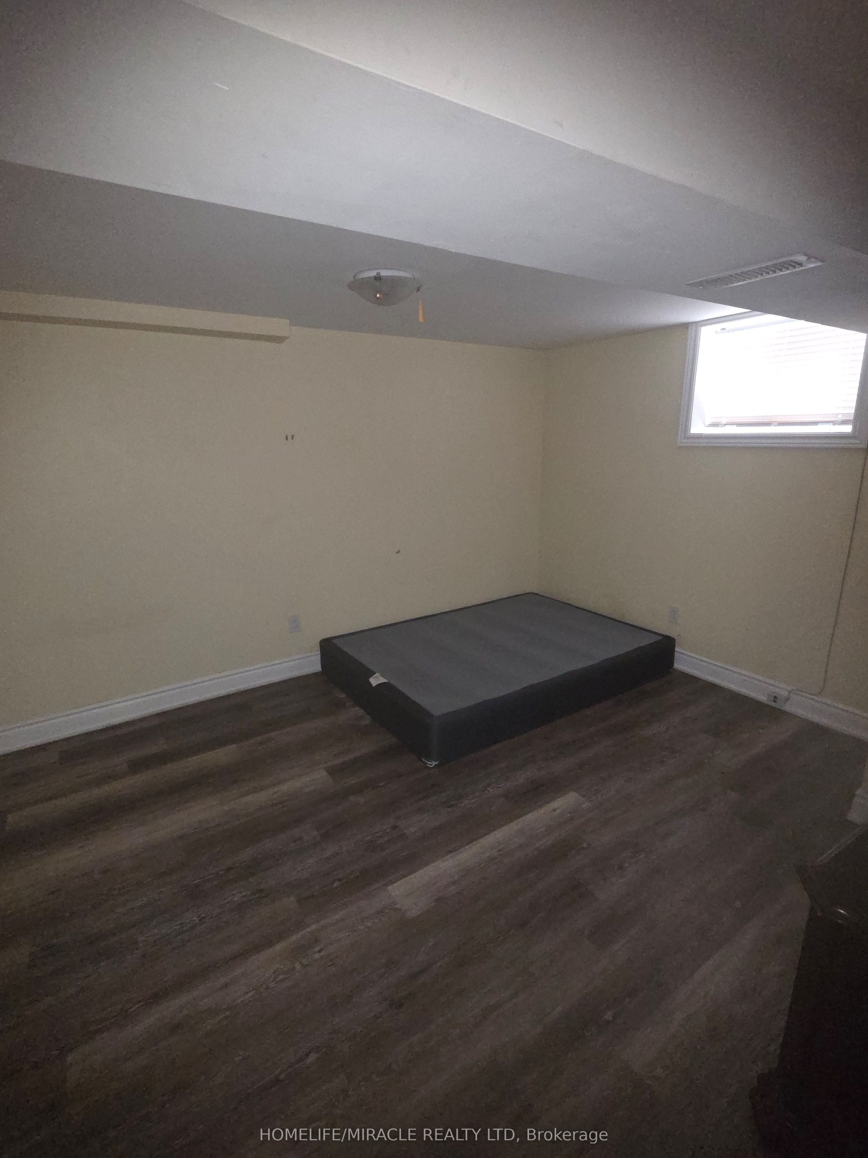 6 Sterne Avenue, Brampton, ON L6W 2Y4 photo 4