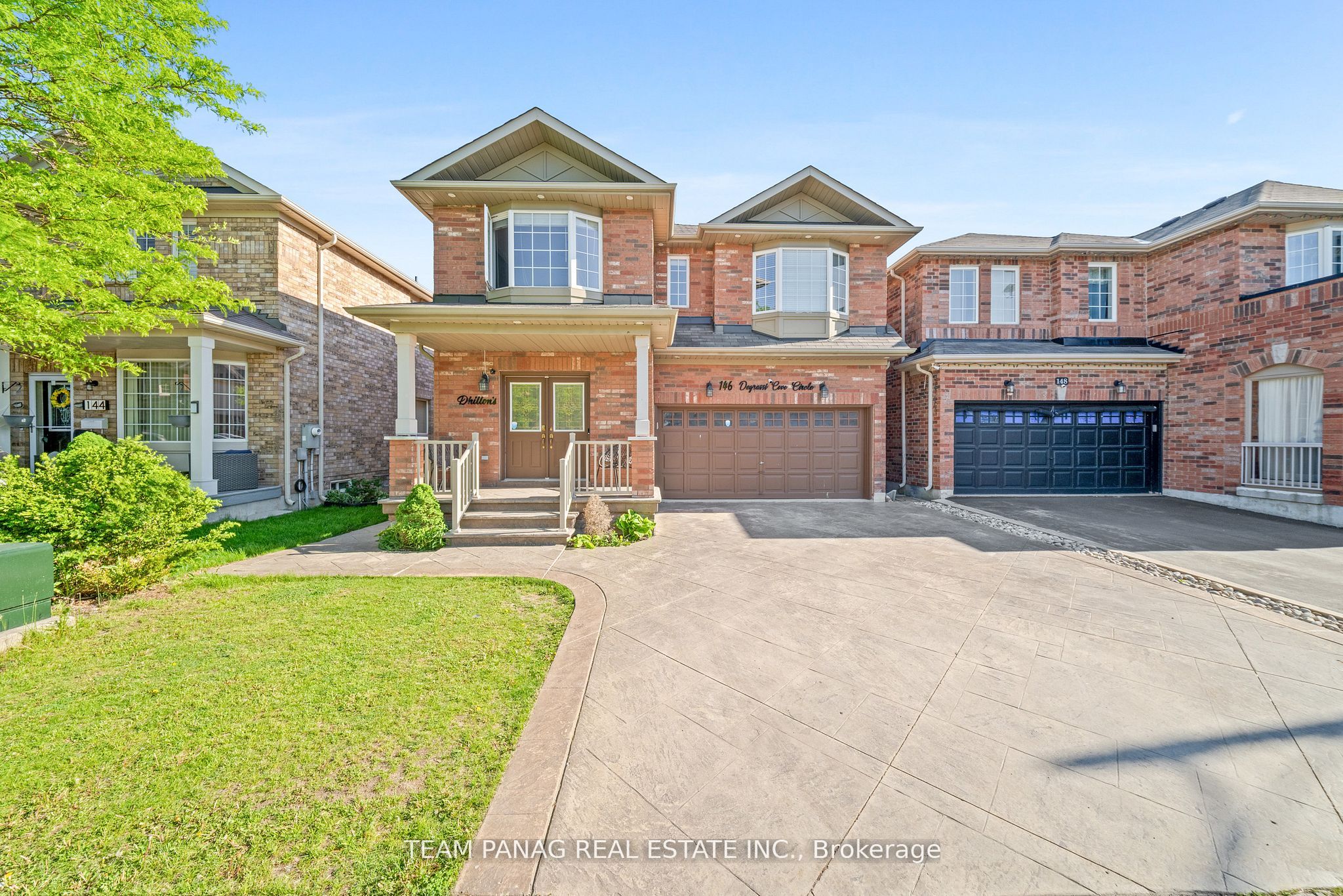 146 Degrassi Cove Circle, Brampton, ON L6X 0N8 photo 2