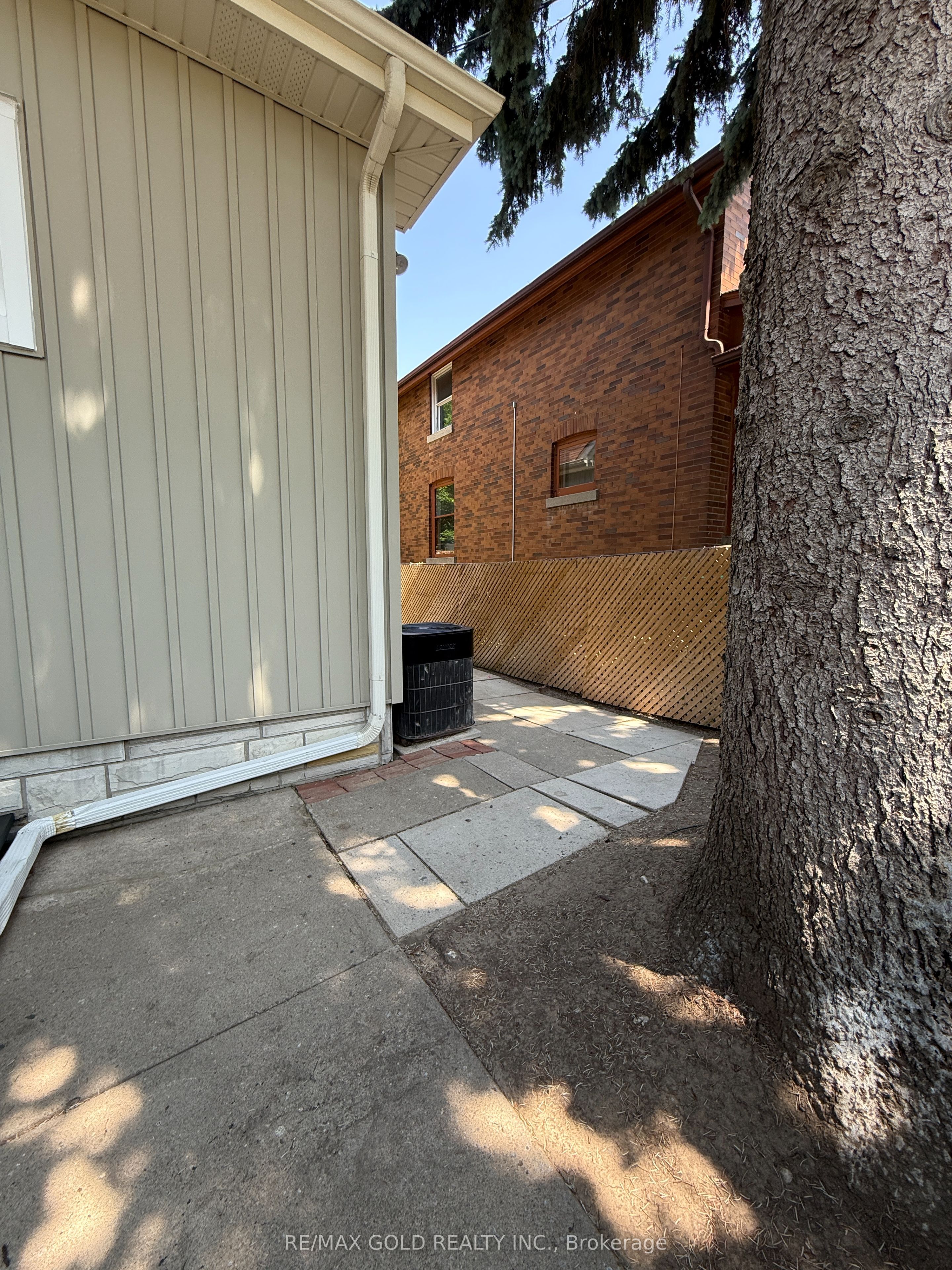 70 West Street W, Brampton, ON L6X 1V9 photo 4