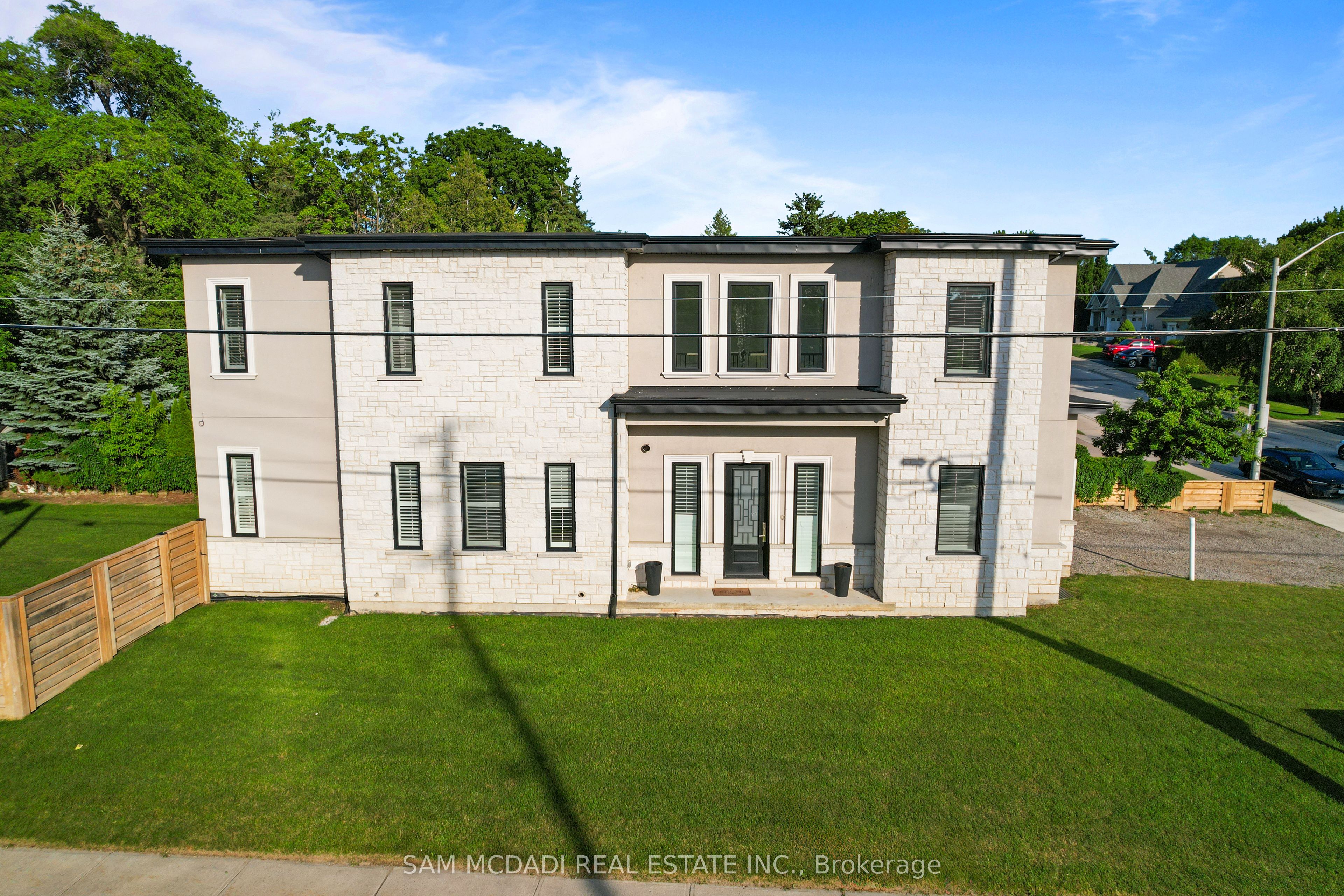 1 Brookside Drive, Mississauga, ON L5M 1H2 photo 2