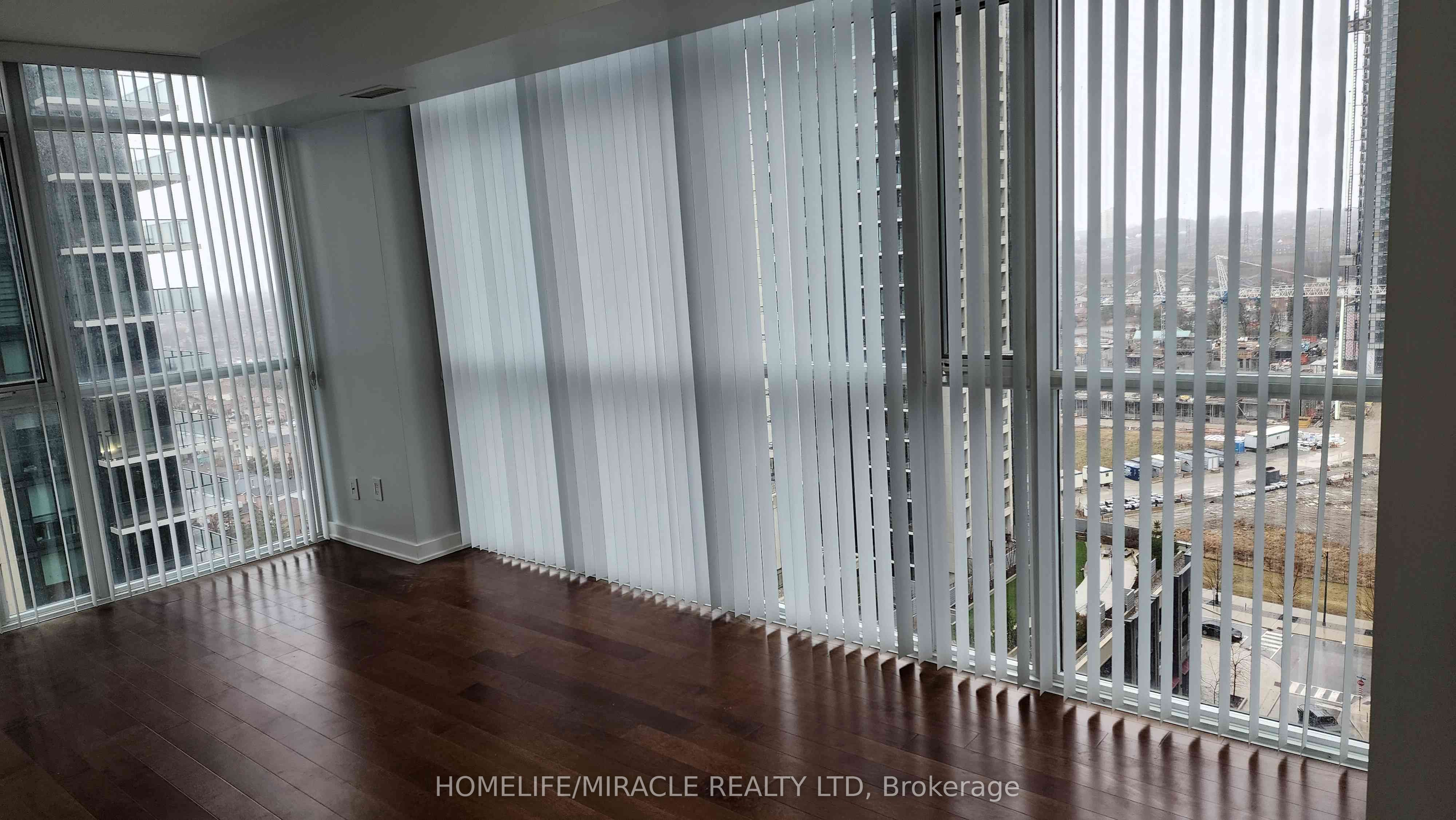 4065 Brickstone Mews E 1606, Mississauga, ON L5B 0G3 photo 4