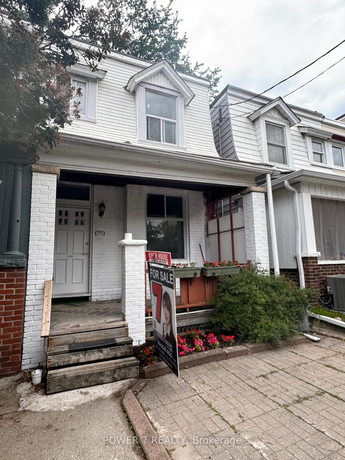 810 Ossington Avenue, Toronto, ON M6G 3V1 photo 5