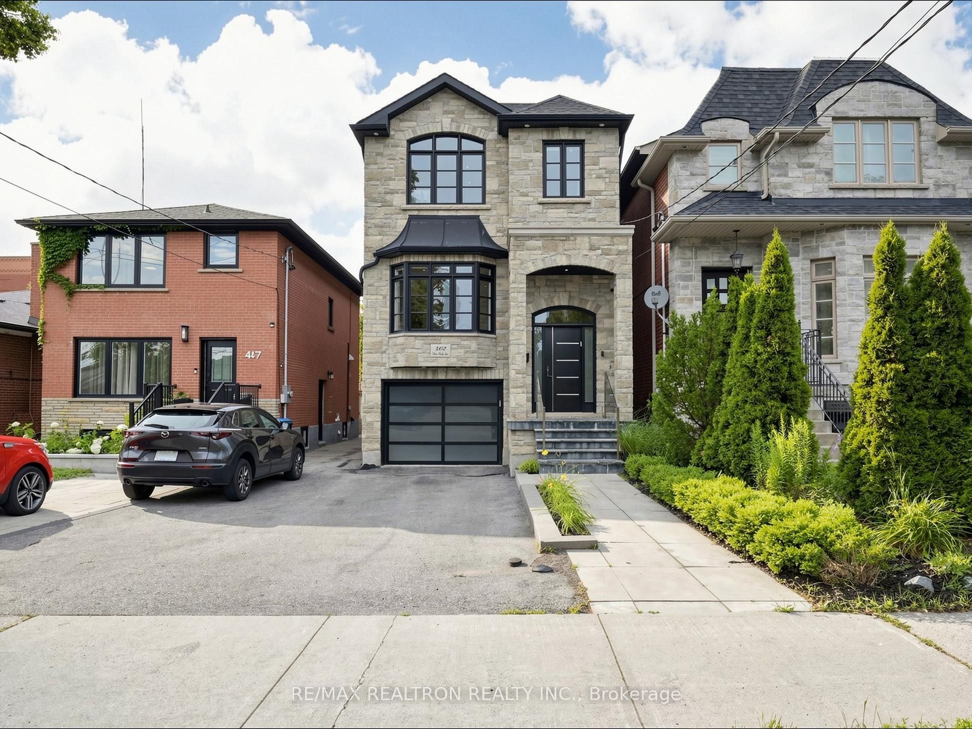 402 Glen Park Avenue, Toronto, ON M6B 2E5 photo 2