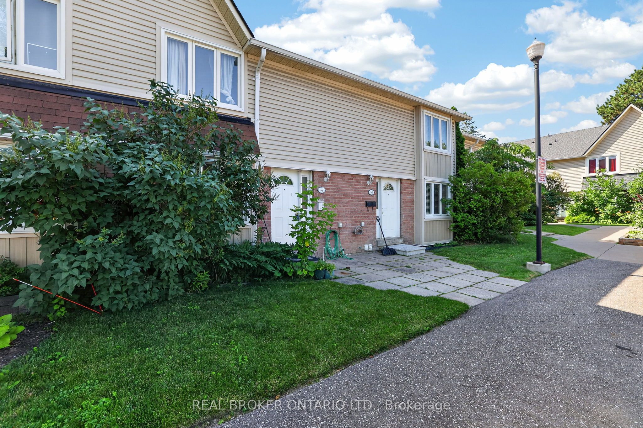 2079 The Collegeway Drive 57, Mississauga, ON L5L 3M1 photo 2