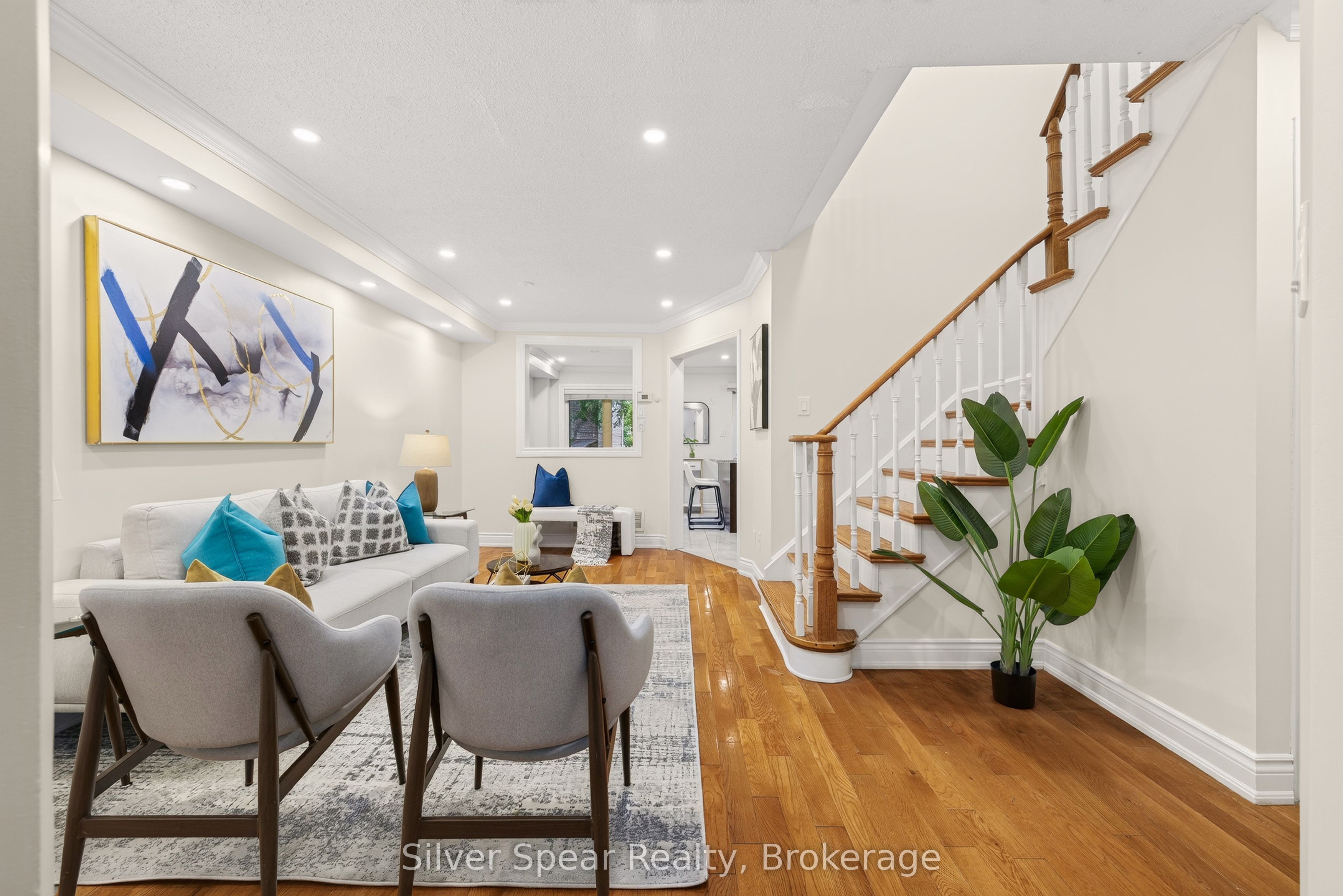 6871 Apex Court, Mississauga, ON L5N 7H6 photo 3