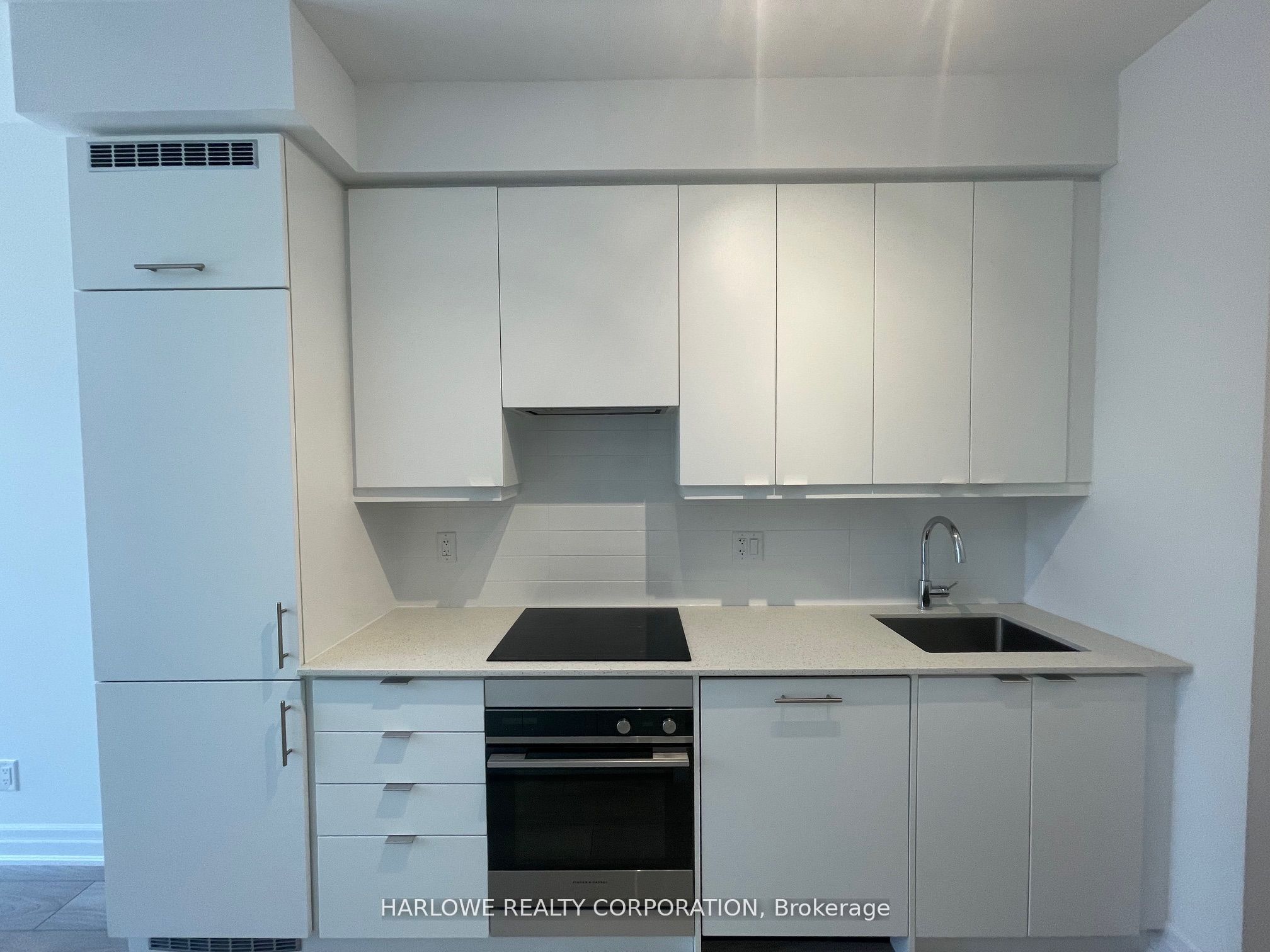 36 Elm Drive 501, Mississauga, ON L5B 0N3 photo 4