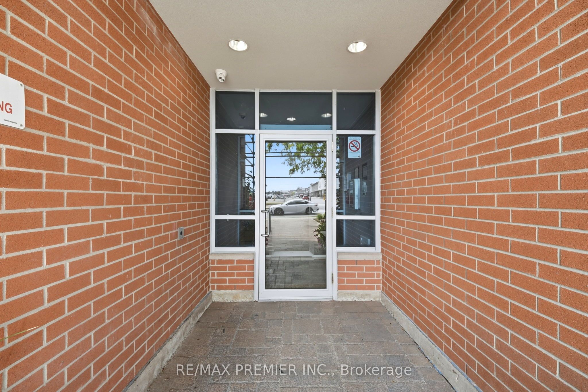 2772 Keele Street 306, Toronto, ON M3M 0A3 photo 2